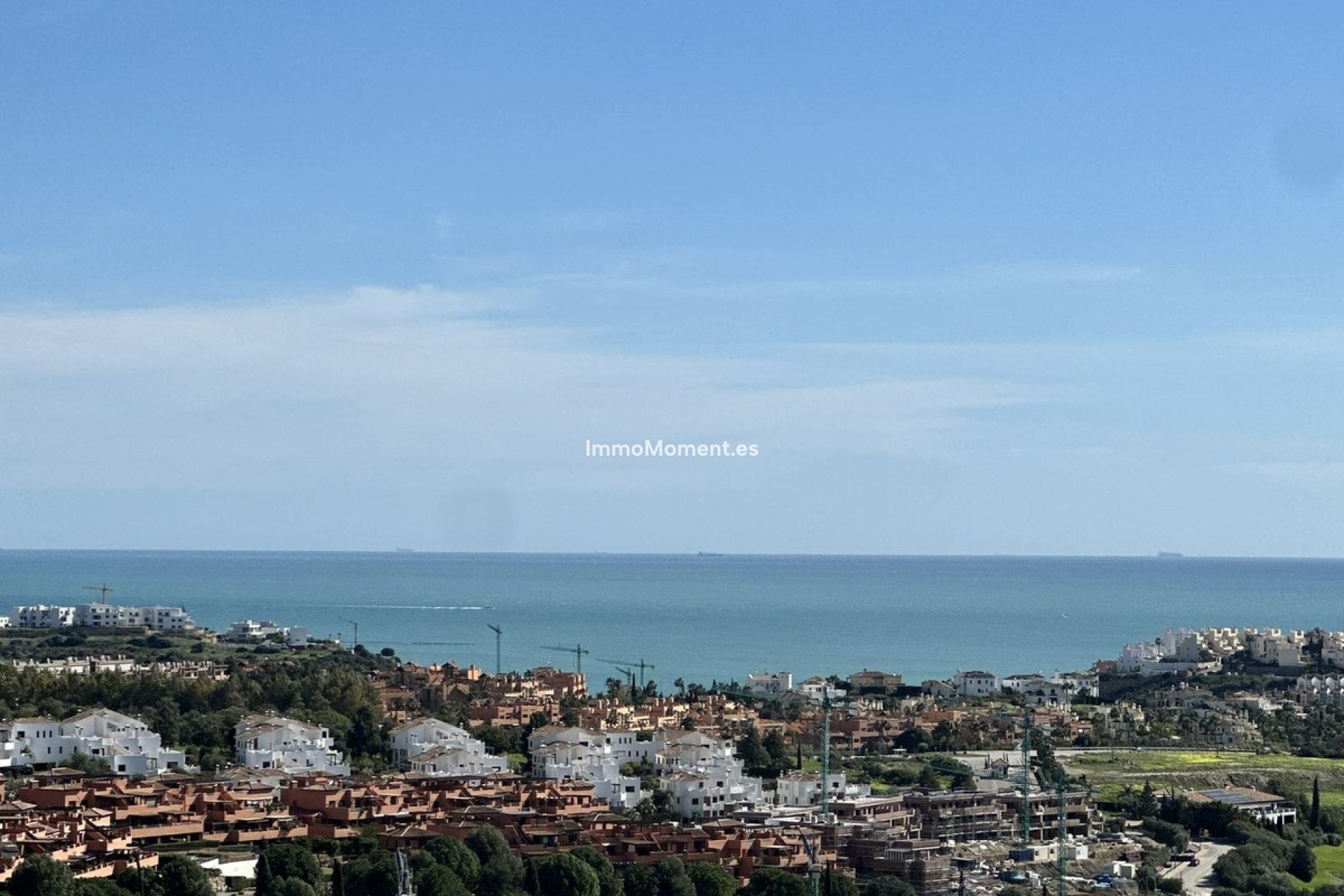 Resale - Townhouse - Casares - Doña Julia