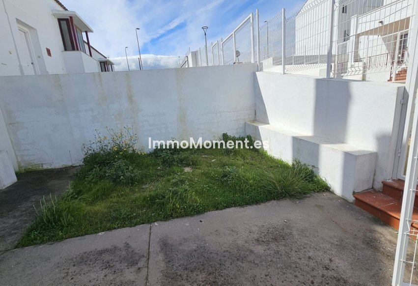 Resale - Townhouse - Casares - Doña Julia