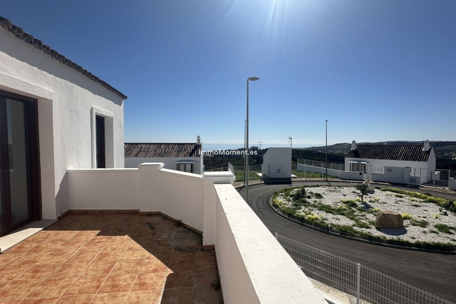 Resale - Townhouse - Casares - Doña Julia