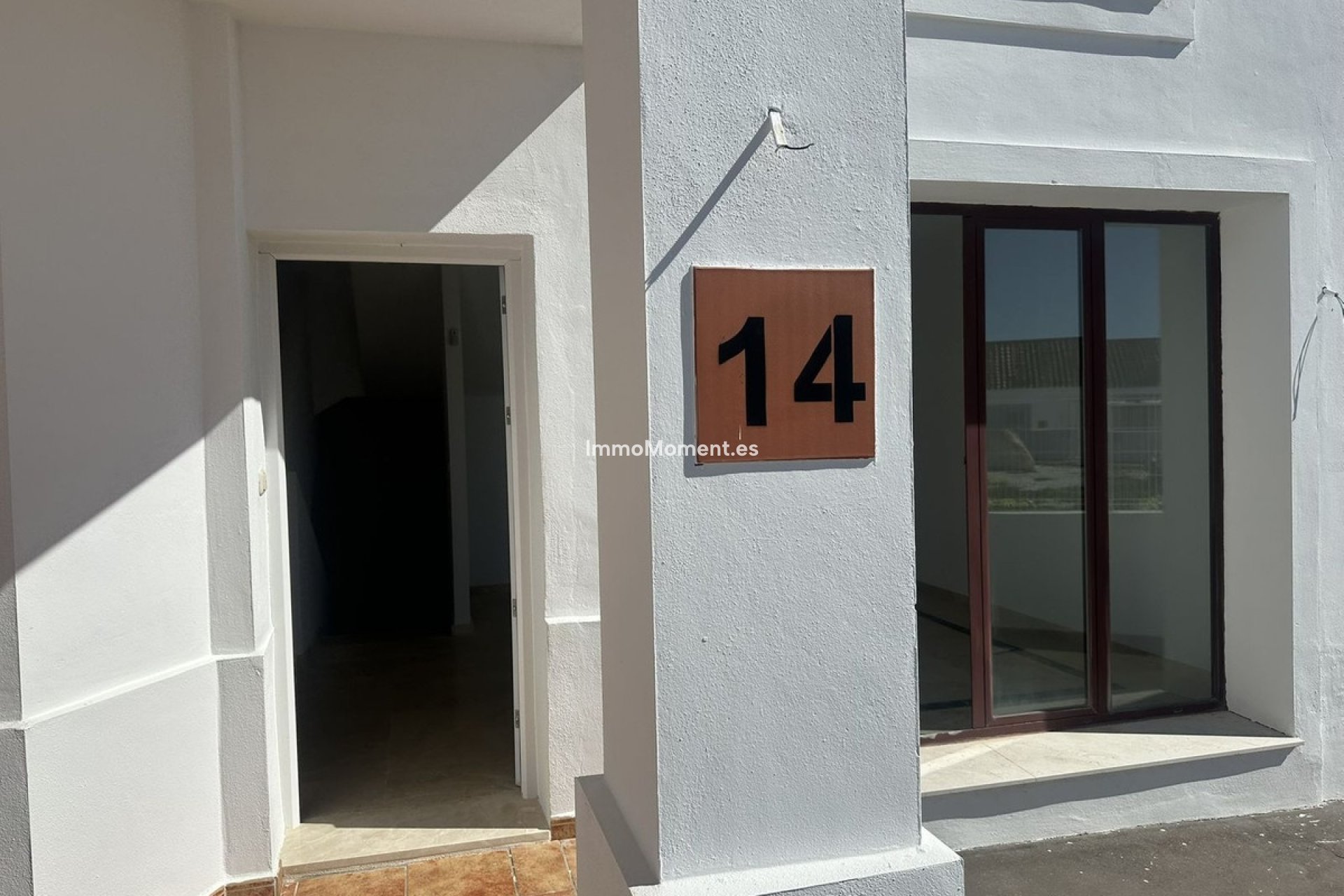 Resale - Townhouse - Casares - Doña Julia