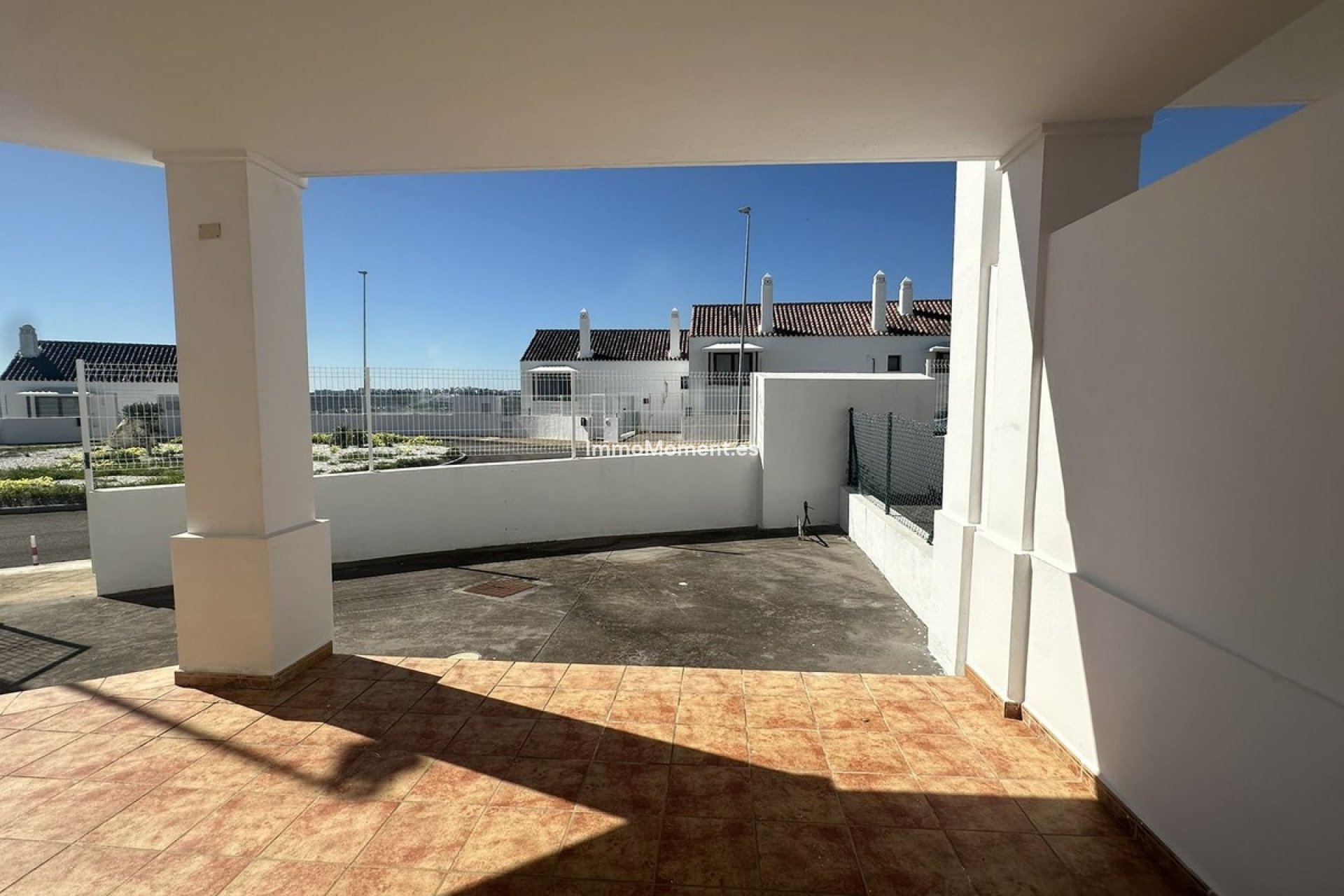 Resale - Townhouse - Casares - Doña Julia