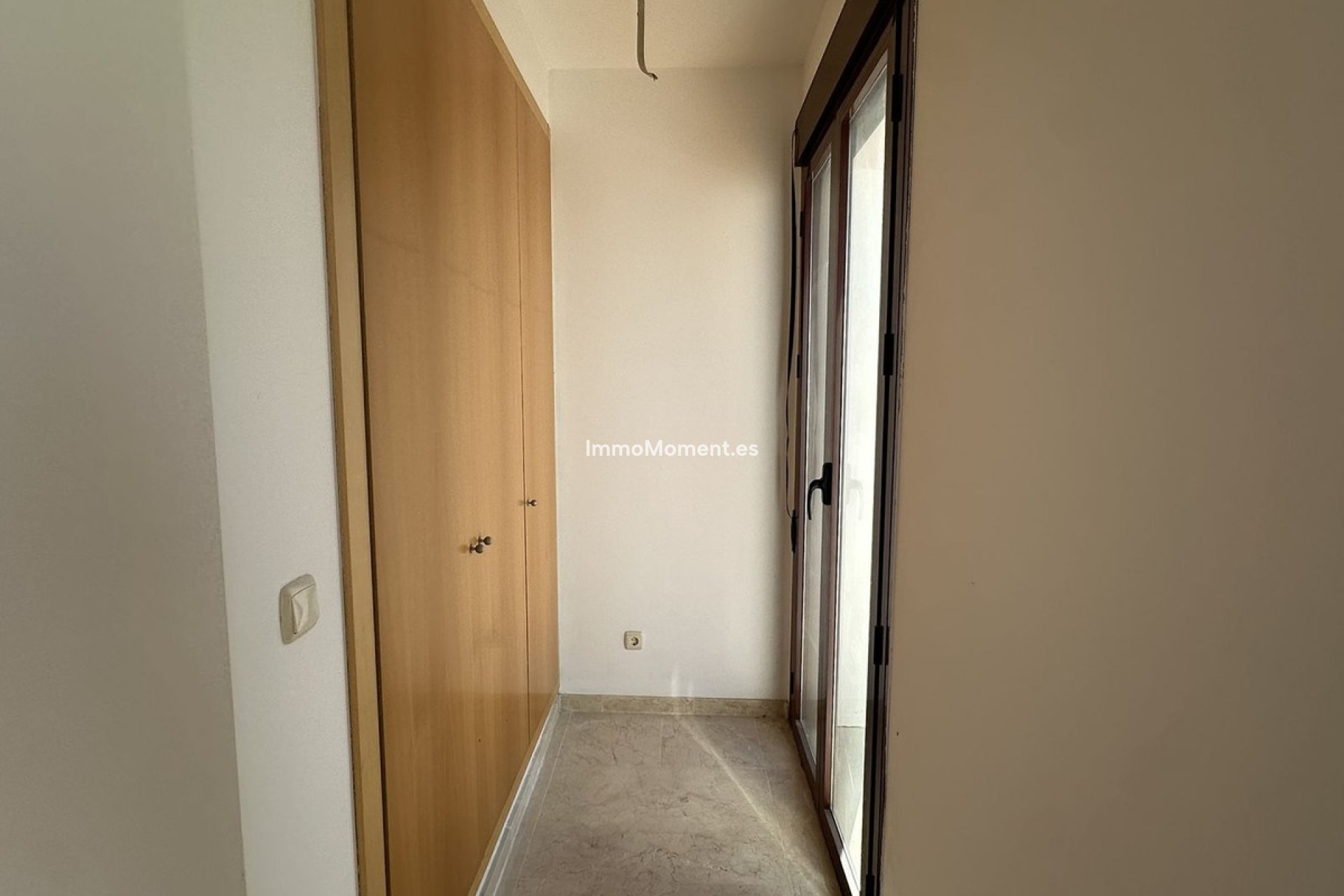 Resale - Townhouse - Casares - Doña Julia