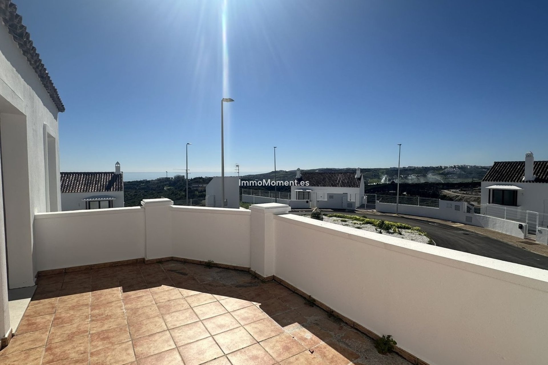 Resale - Townhouse - Casares - Doña Julia