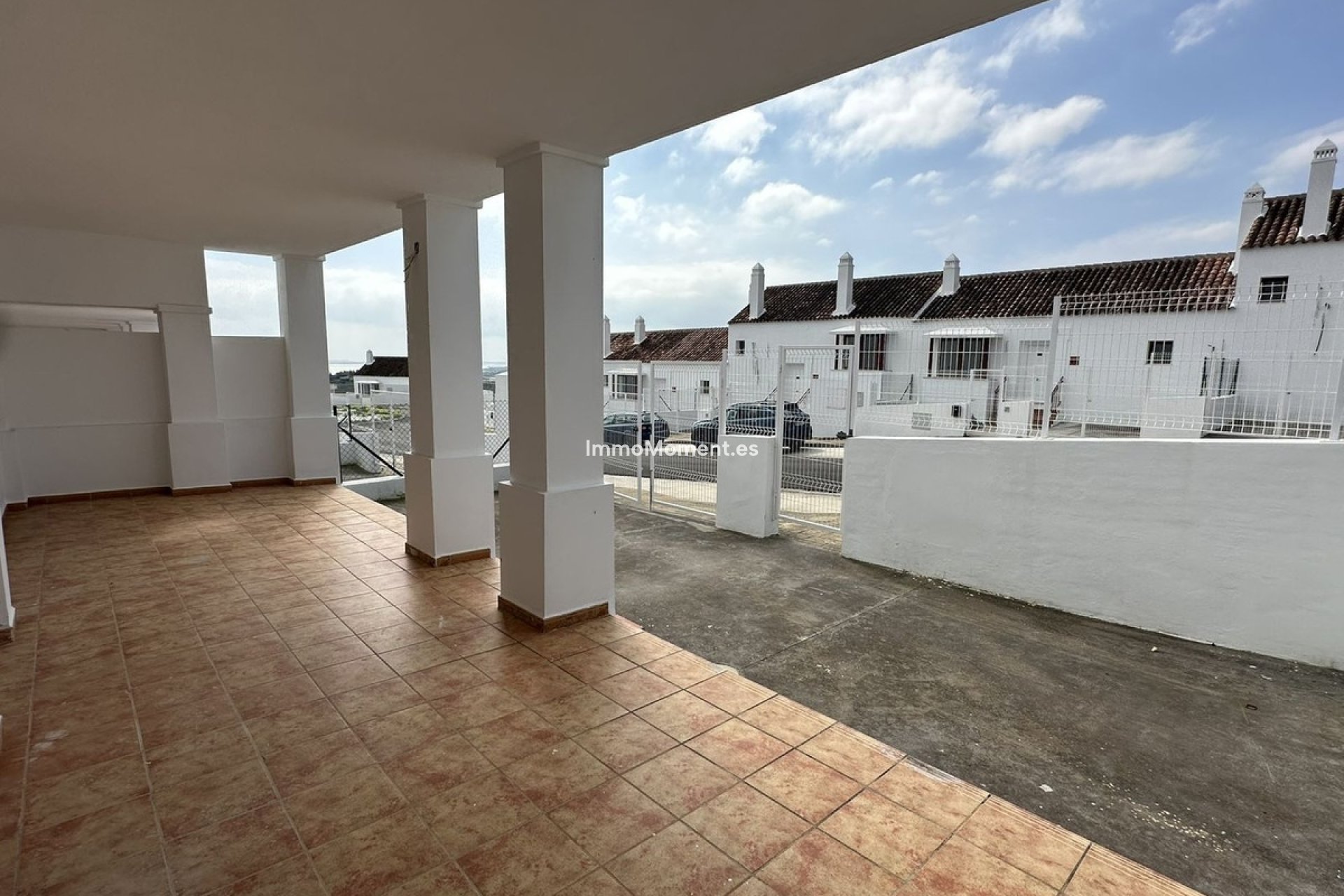 Resale - Townhouse - Casares - Doña Julia