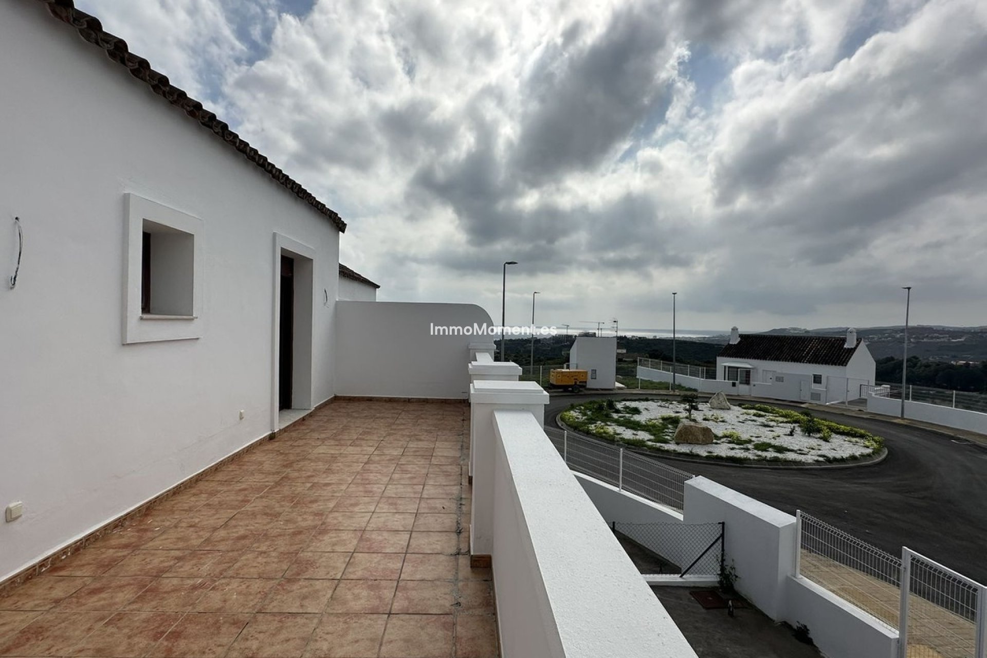 Resale - Townhouse - Casares - Doña Julia