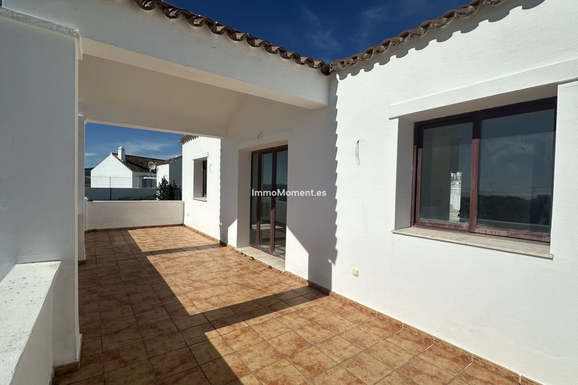 Resale - Townhouse - Casares - Doña Julia