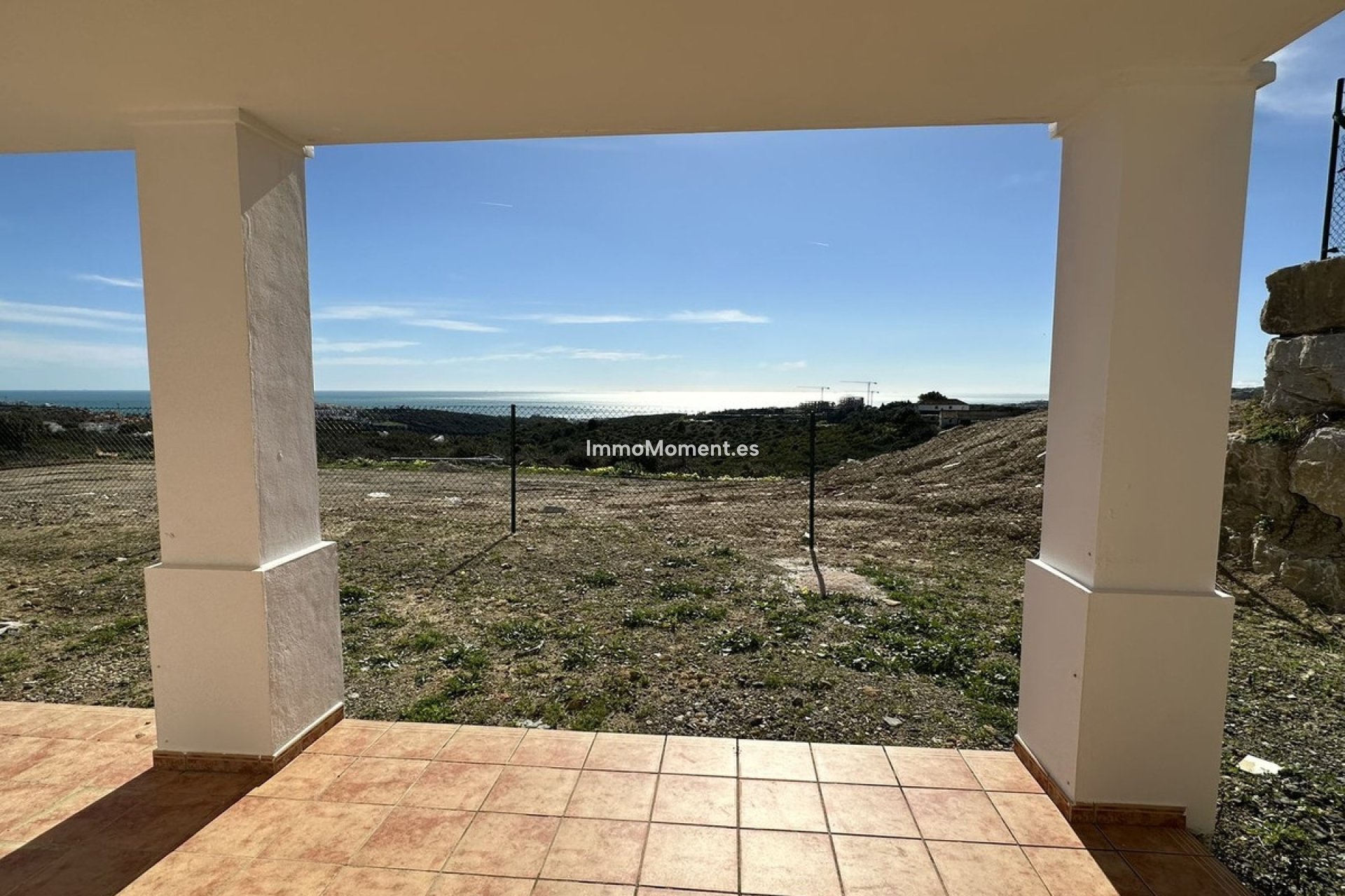 Resale - Townhouse - Casares - Doña Julia