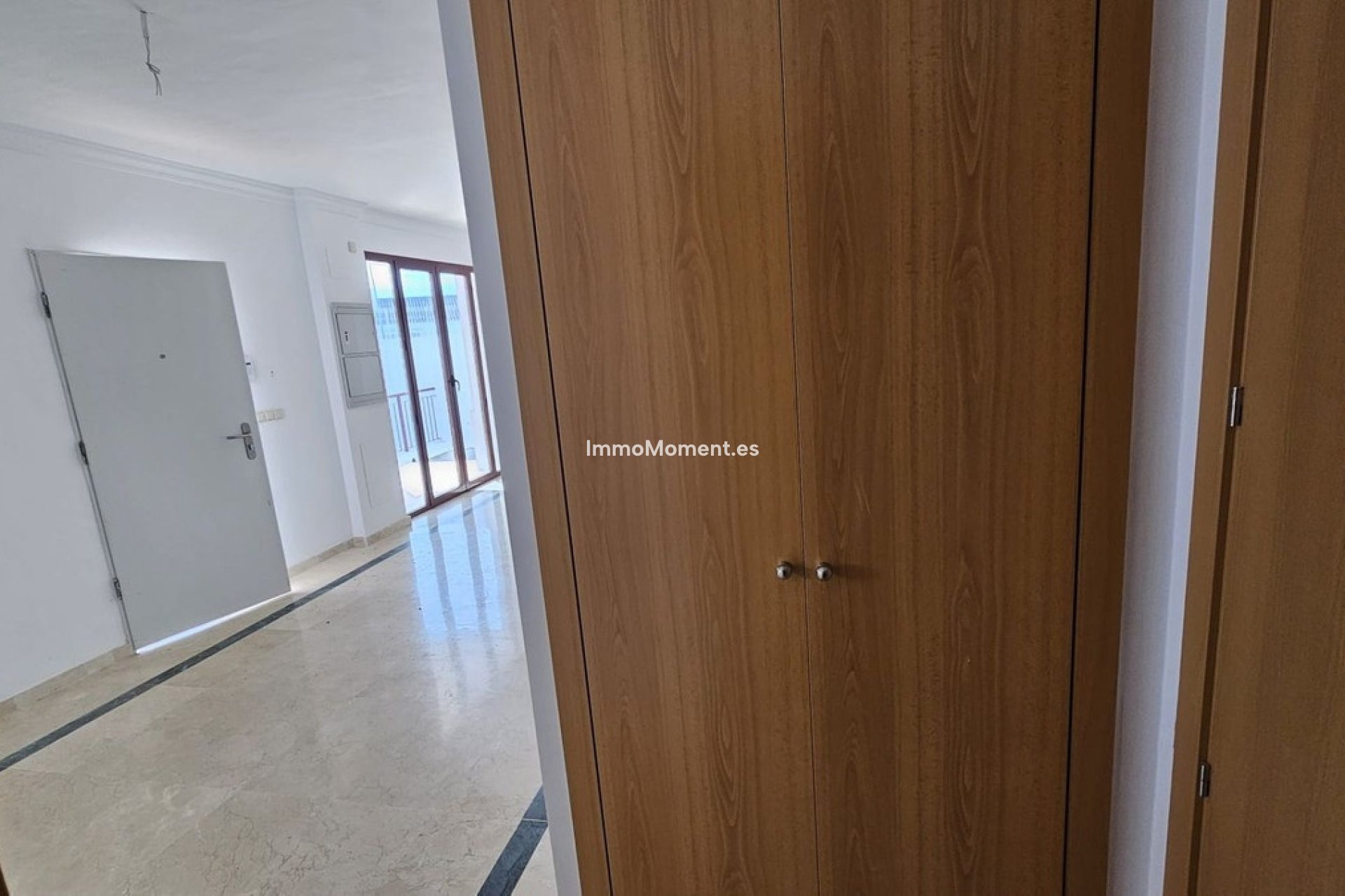 Resale - Townhouse - Casares - Doña Julia