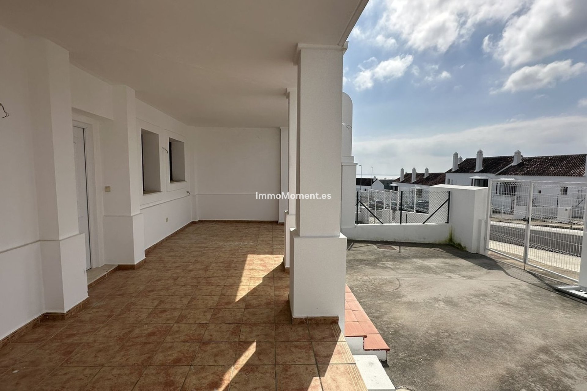 Resale - Townhouse - Casares - Doña Julia