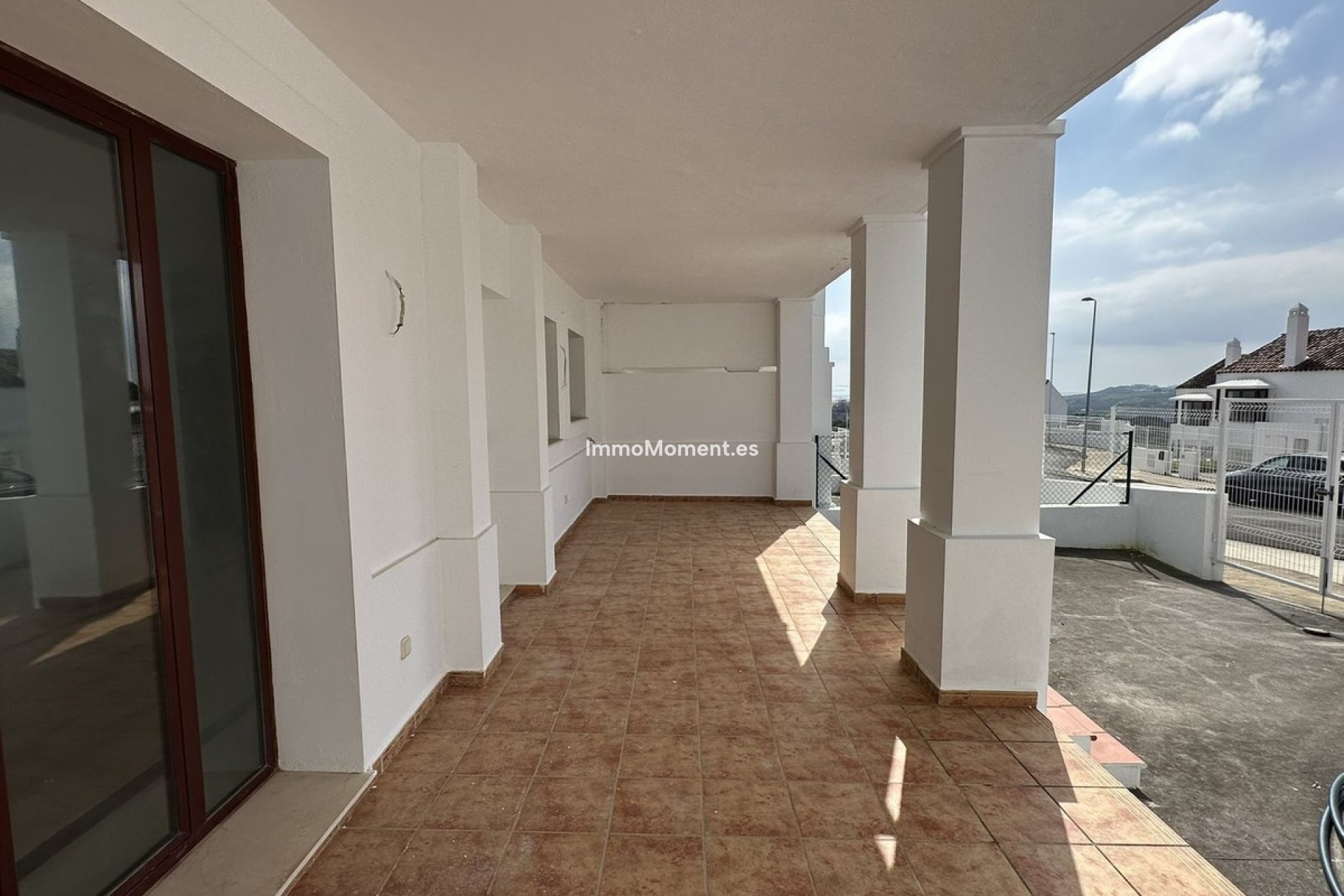 Resale - Townhouse - Casares - Doña Julia