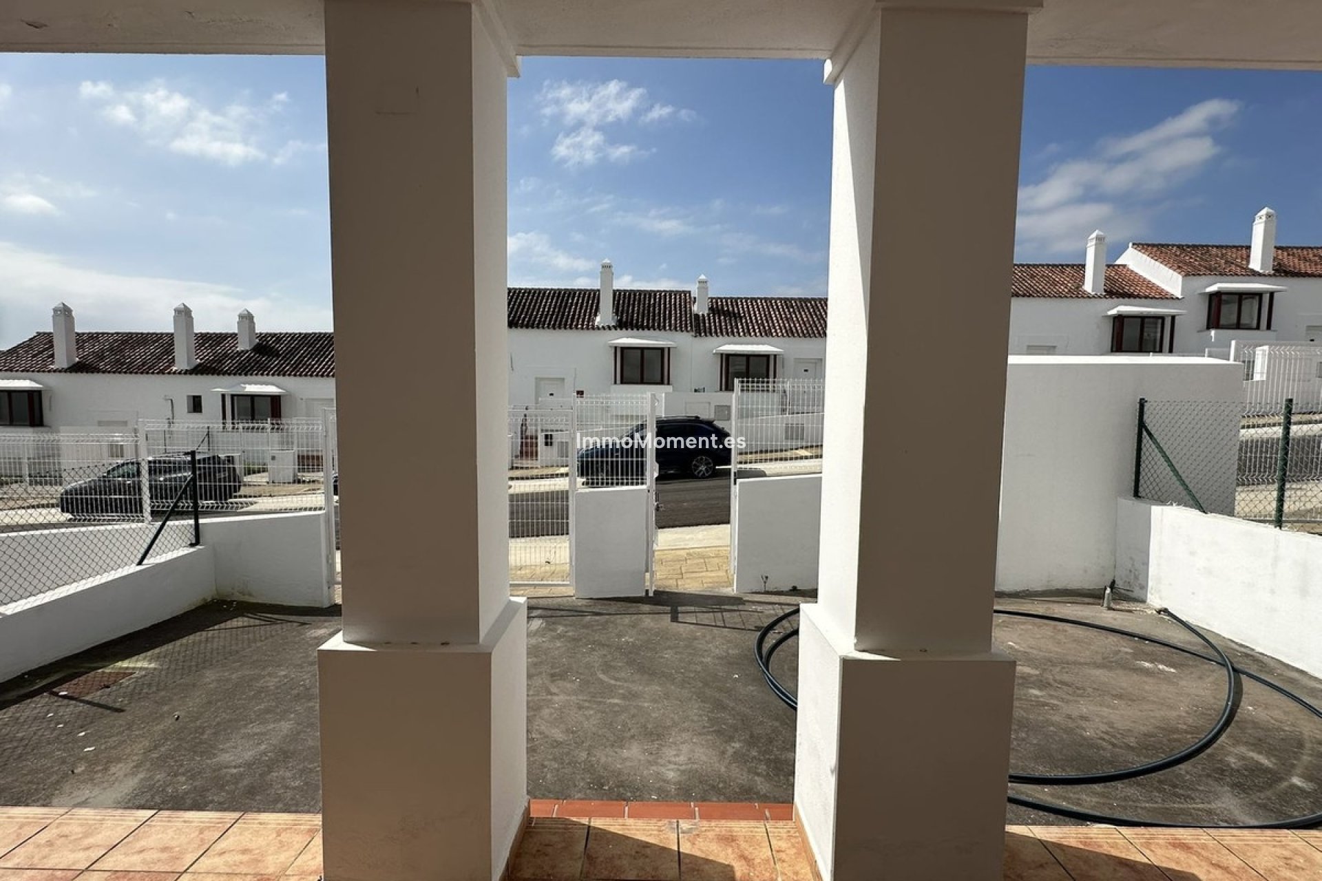 Resale - Townhouse - Casares - Doña Julia