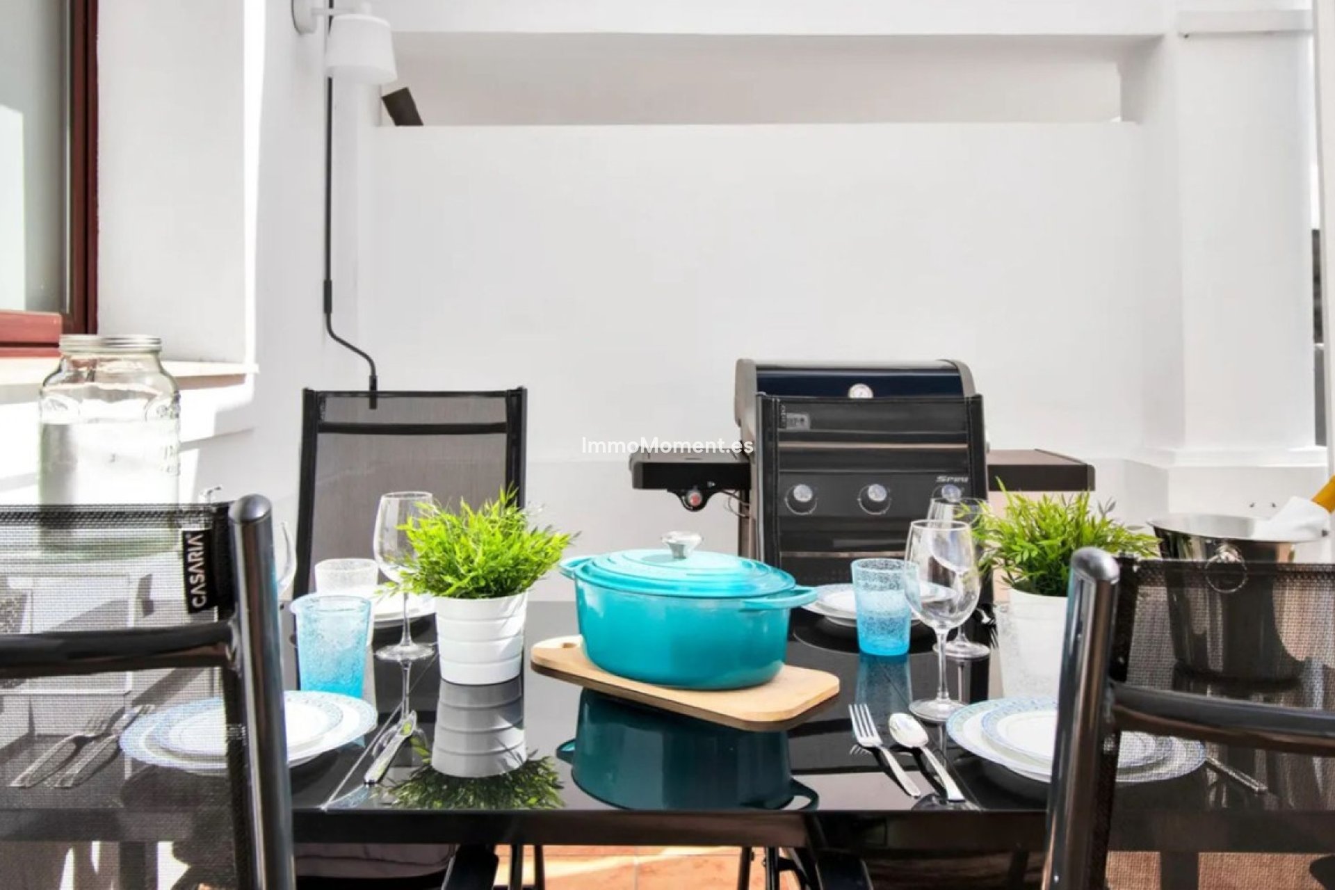 Resale - Townhouse - Casares - Doña Julia