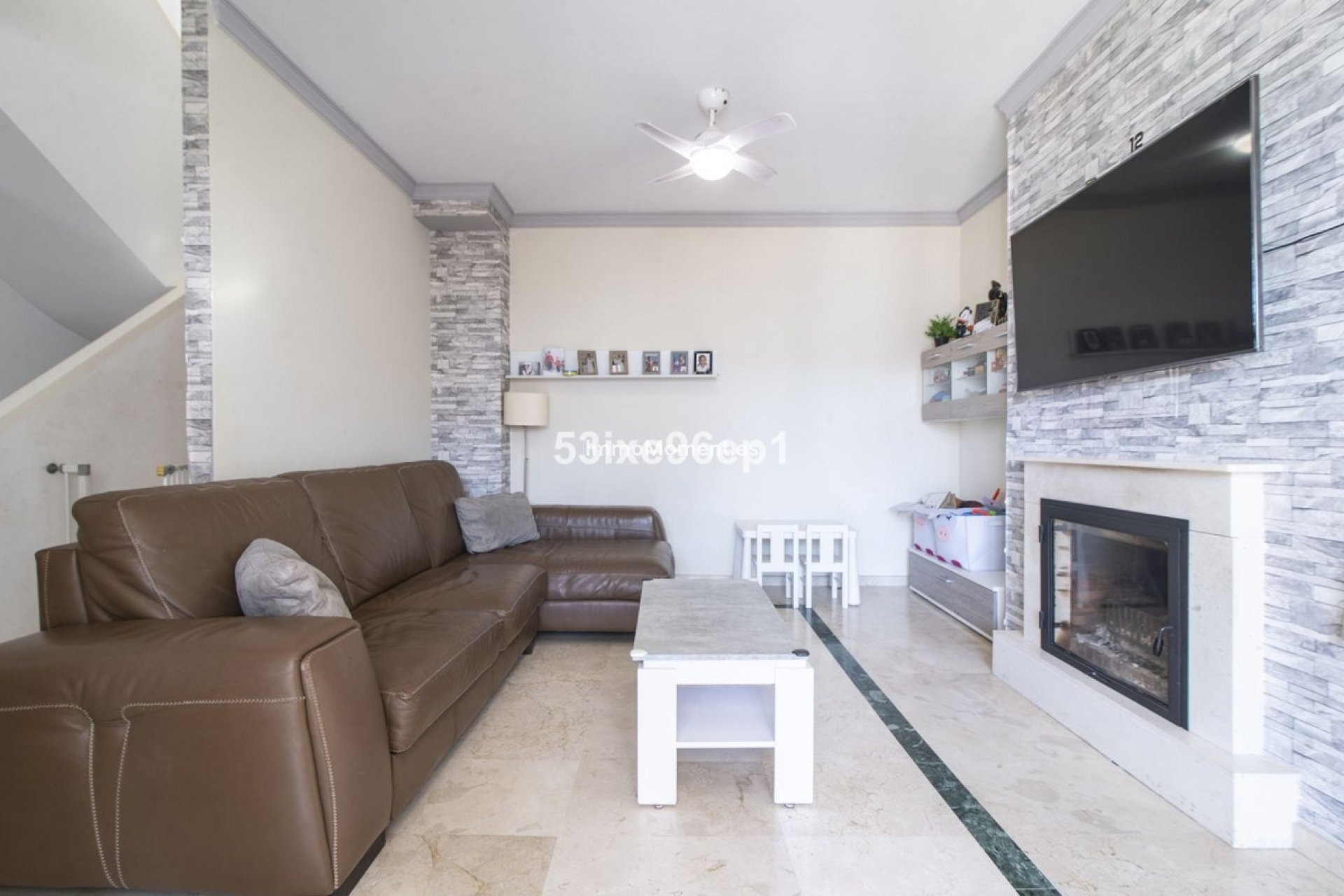 Resale - Townhouse - Casares - Doña Julia