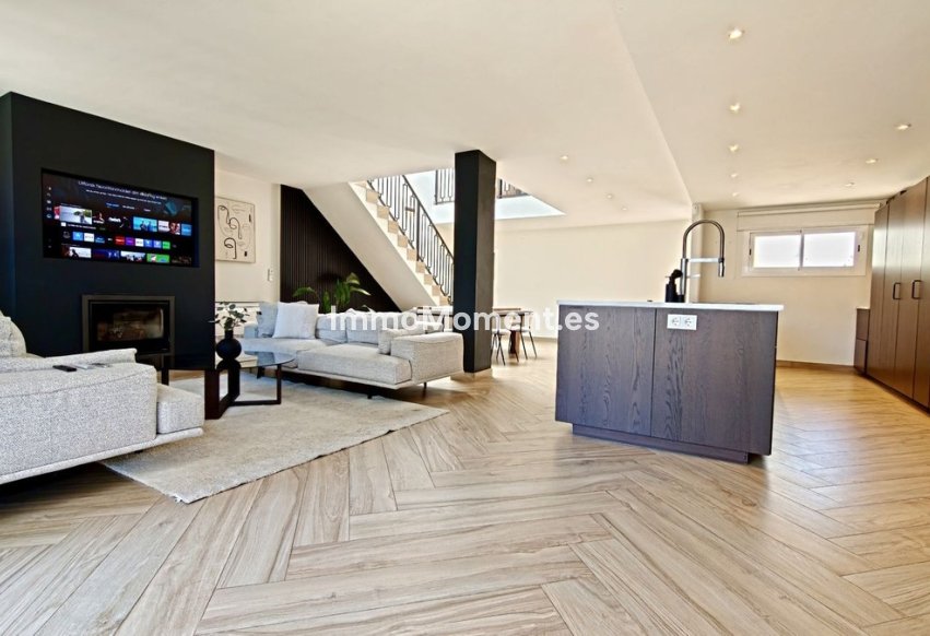 Resale - Townhouse - Estepona - Atalaya