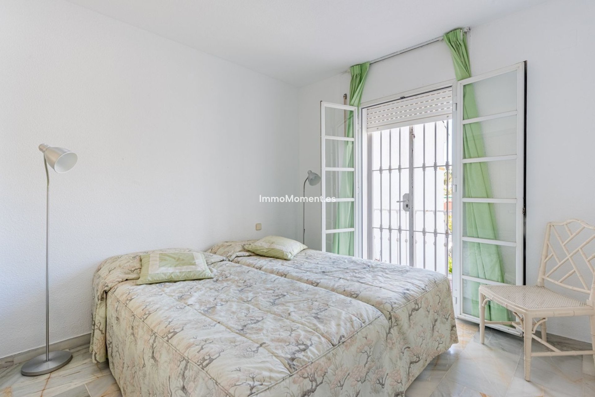Resale - Townhouse - Estepona - Atalaya