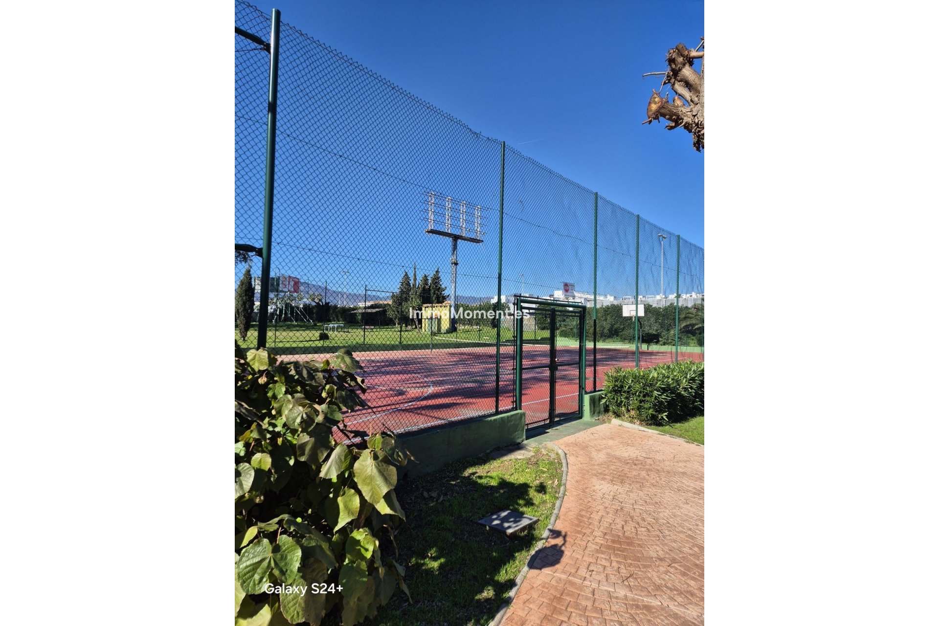 Resale - Townhouse - Estepona - Benamara
