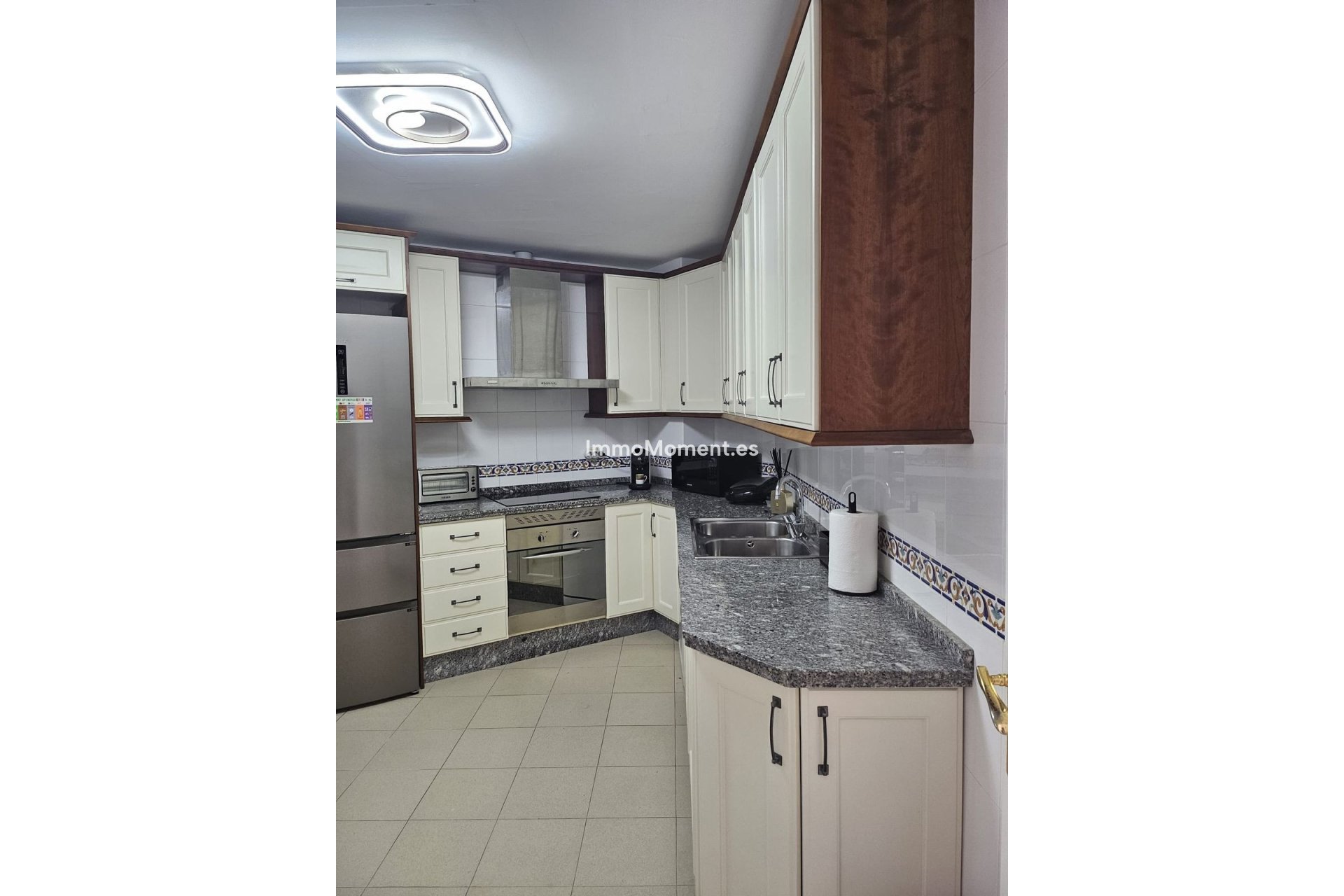 Resale - Townhouse - Estepona - Benamara