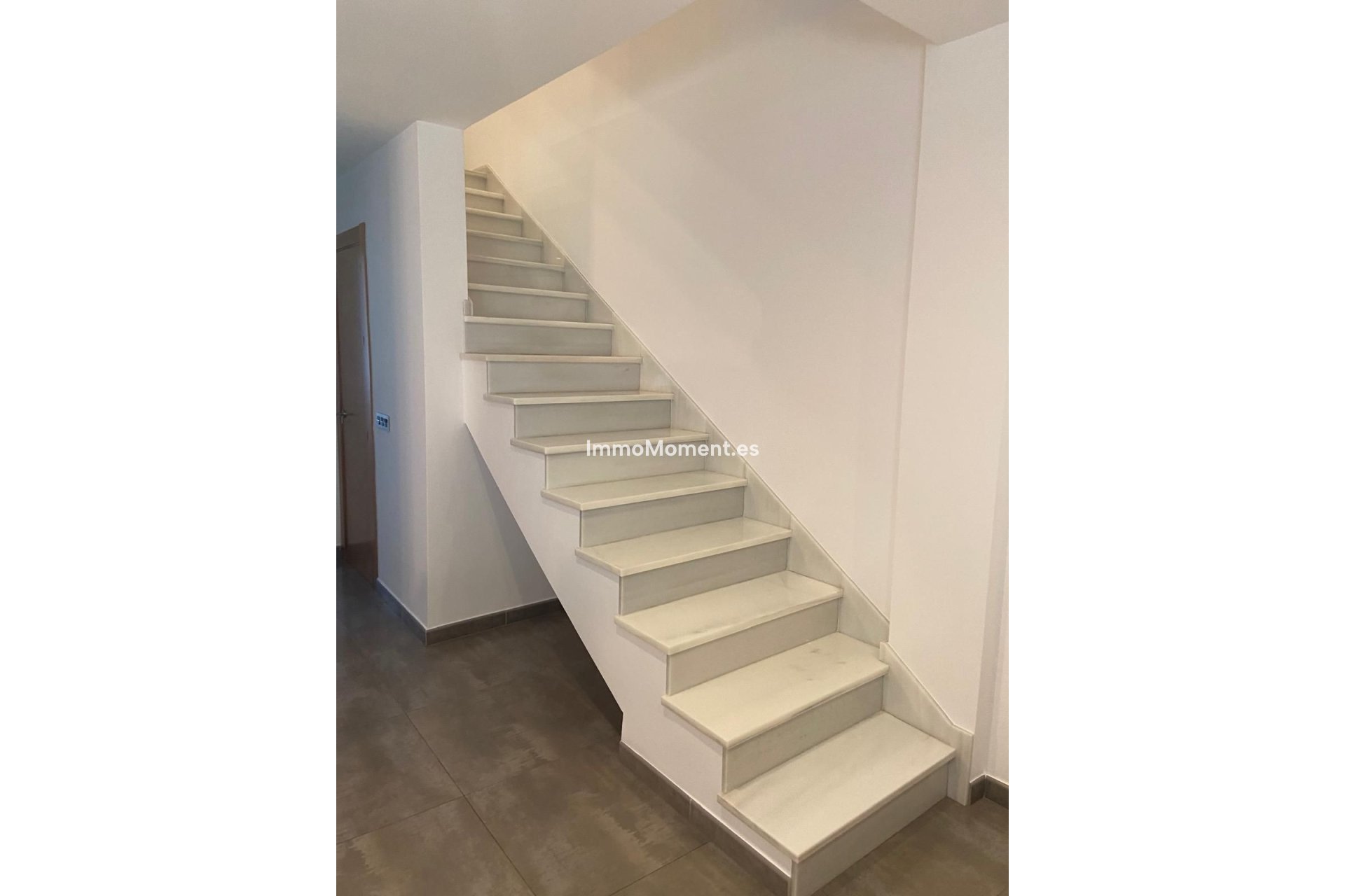Resale - Townhouse - Estepona - Cancelada