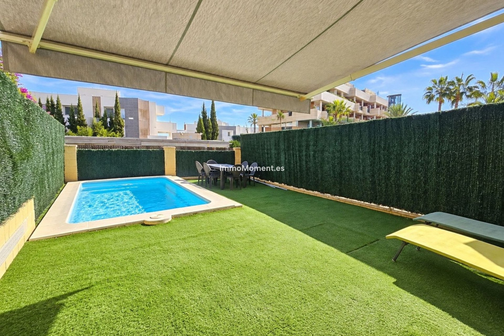 Resale - Townhouse - Estepona - Cancelada