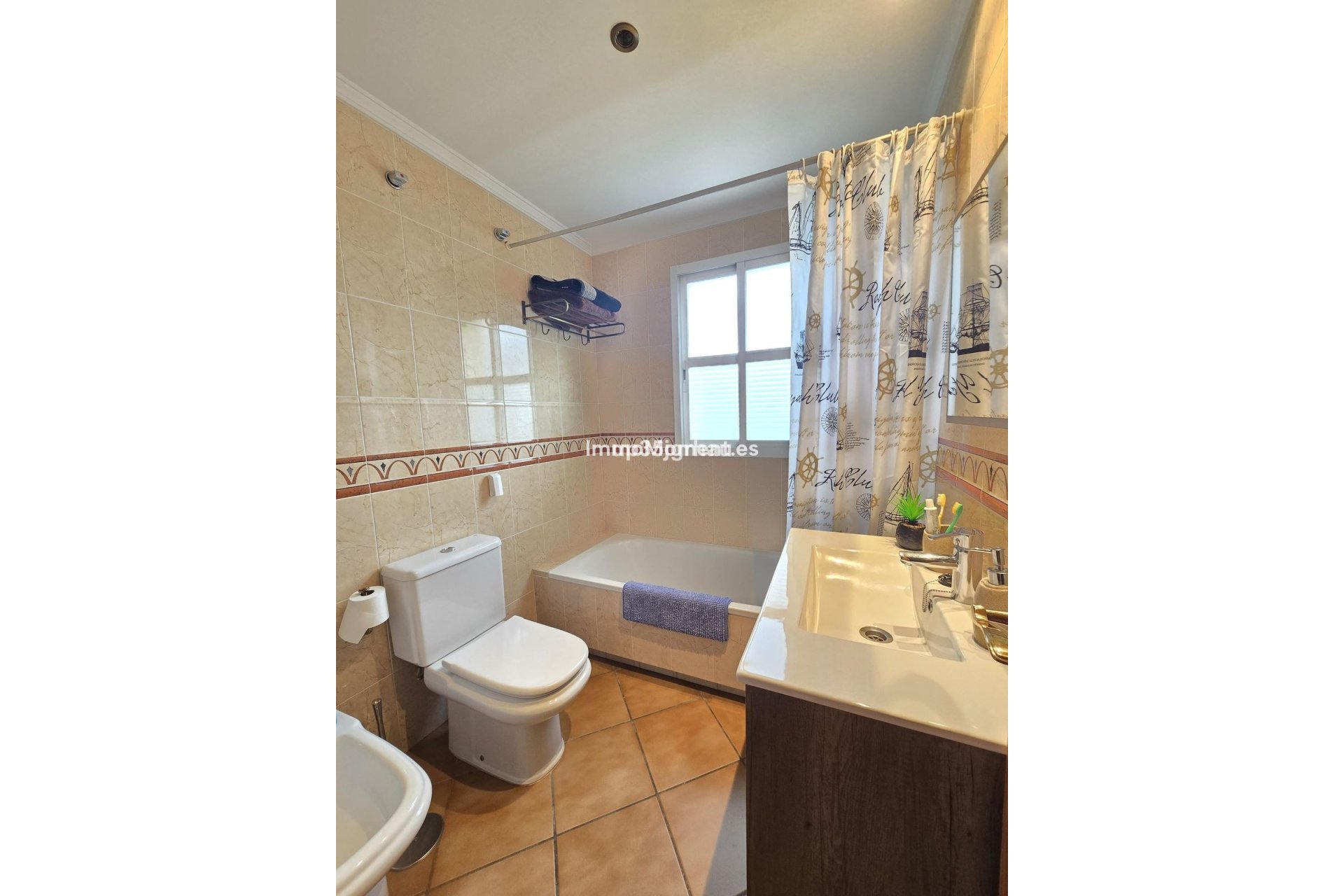 Resale - Townhouse - Estepona - Cancelada