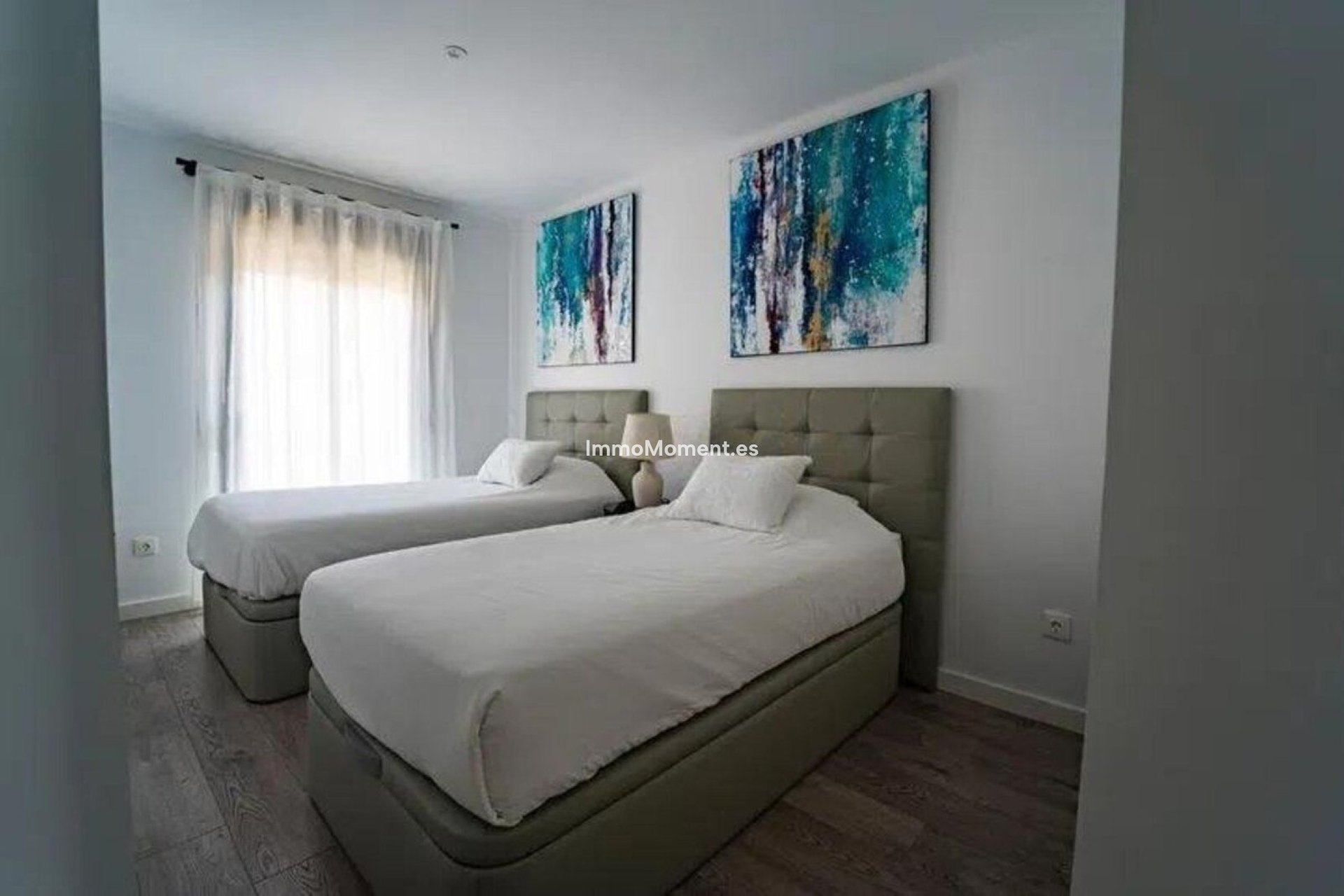 Resale - Townhouse - Estepona - Cancelada