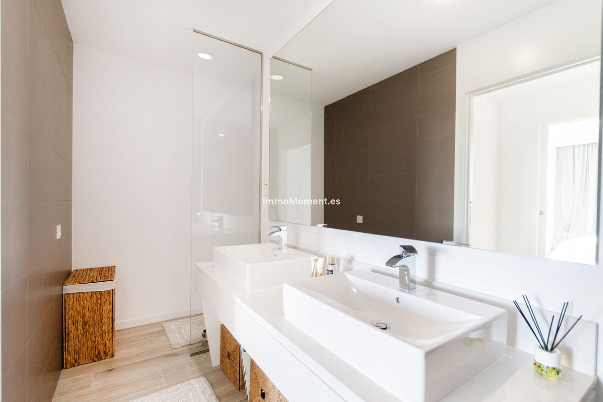 Resale - Townhouse - Estepona - Cancelada