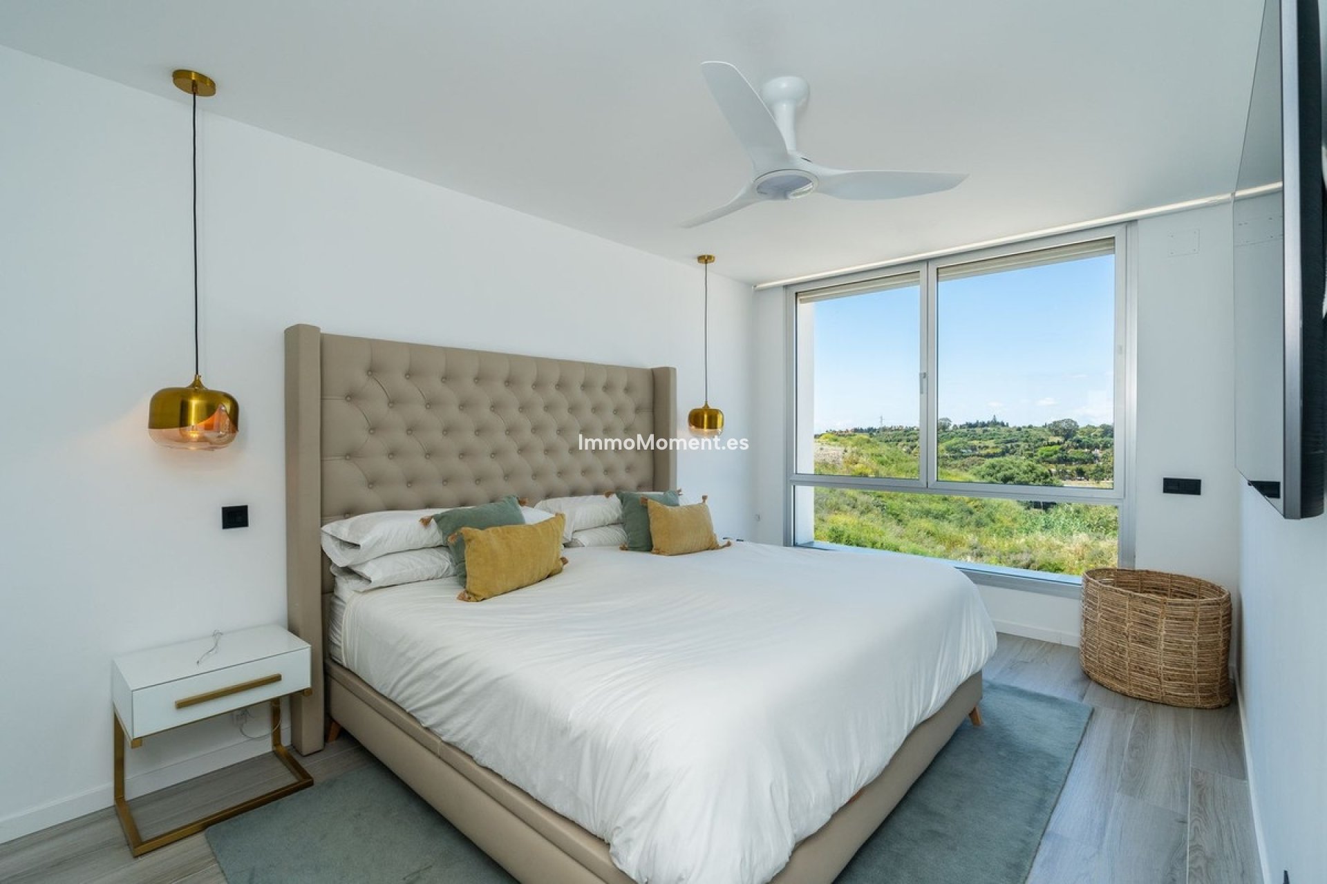 Resale - Townhouse - Estepona - Cancelada