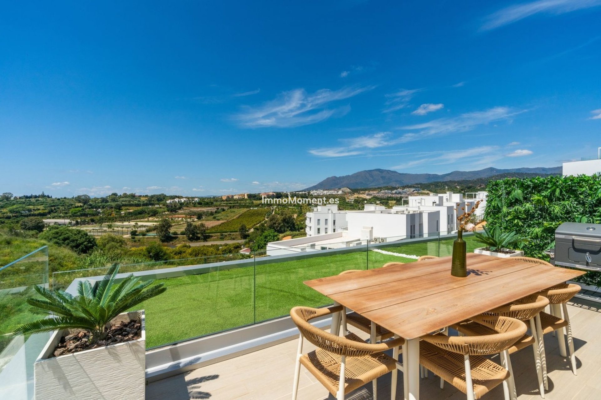 Resale - Townhouse - Estepona - Cancelada