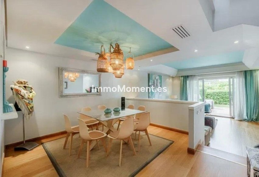 Resale - Townhouse - Estepona - Costalita