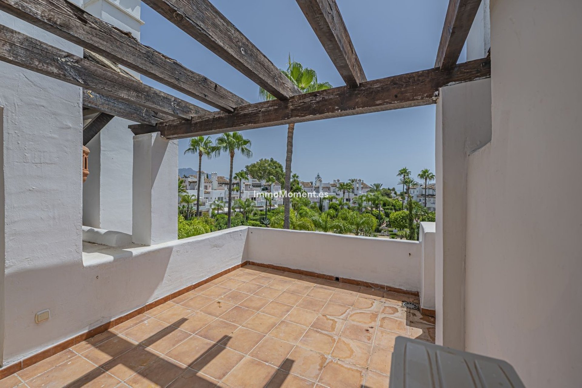 Resale - Townhouse - Estepona - Costalita