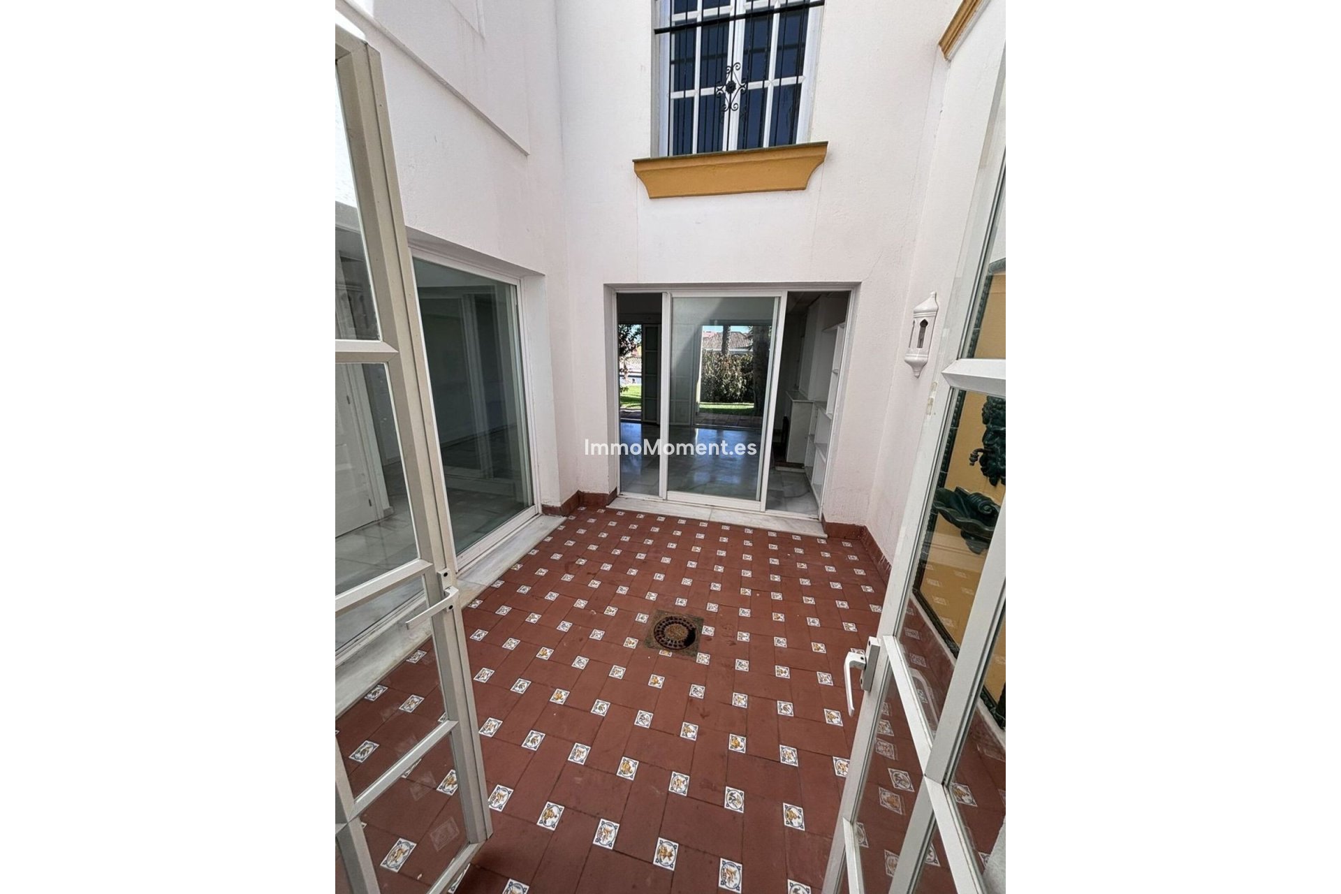 Resale - Townhouse - Estepona - Estepona Centro