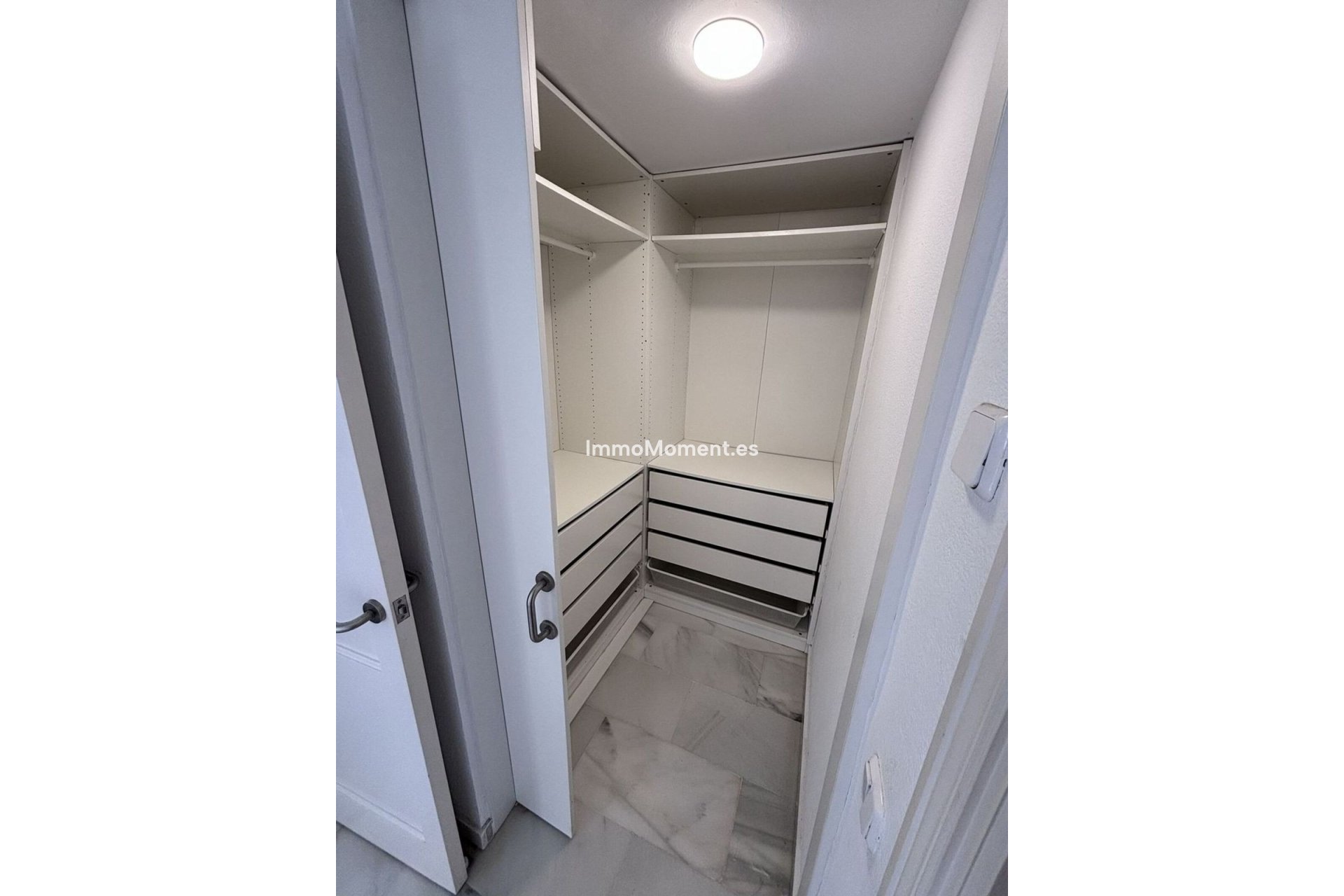 Resale - Townhouse - Estepona - Estepona Centro