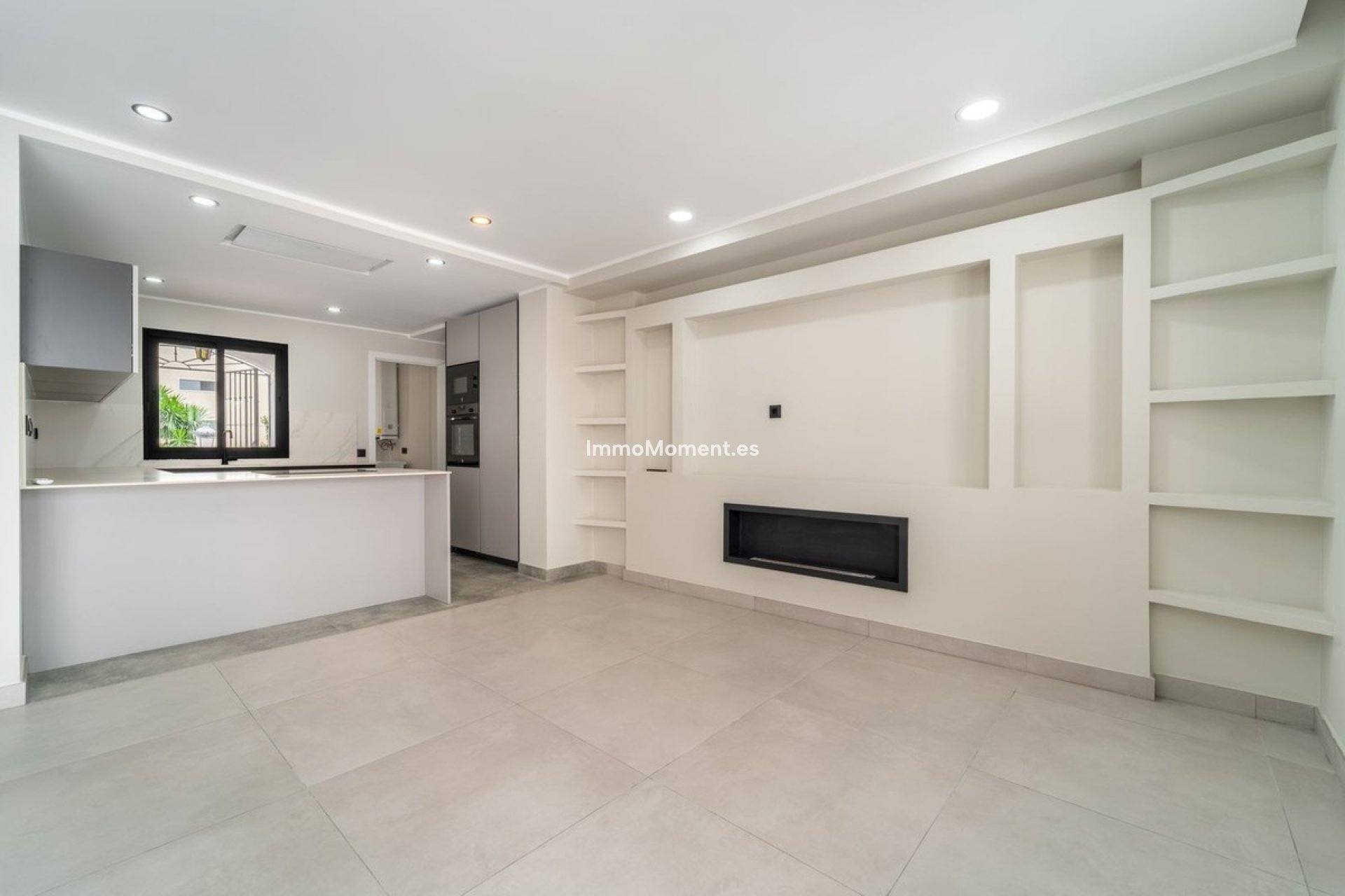 Resale - Townhouse - Estepona - Estepona Centro
