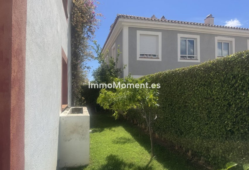 Resale - Townhouse - Estepona - Estepona Centro