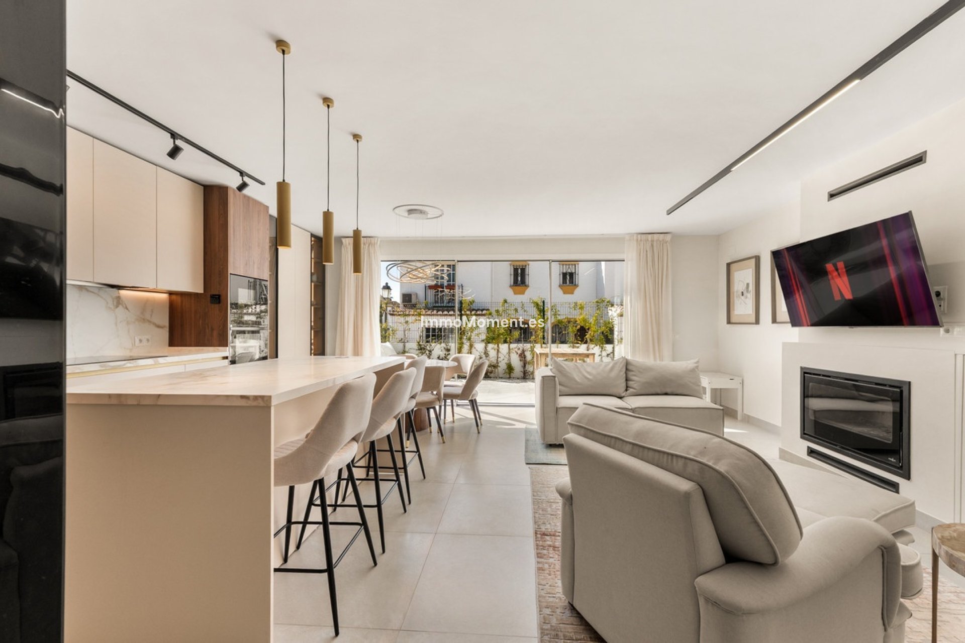 Resale - Townhouse - Estepona - Estepona Centro