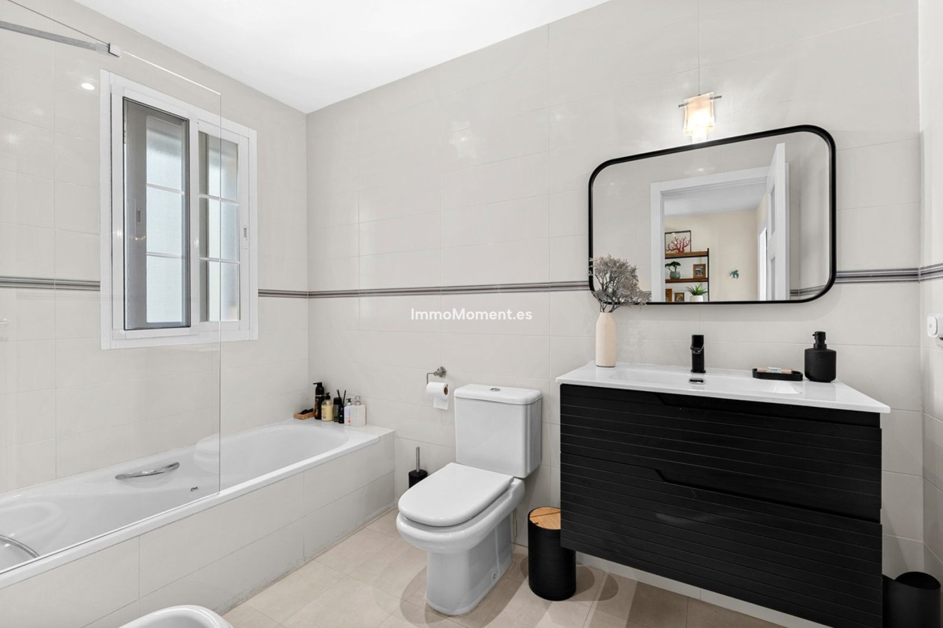 Resale - Townhouse - Estepona - Estepona Centro