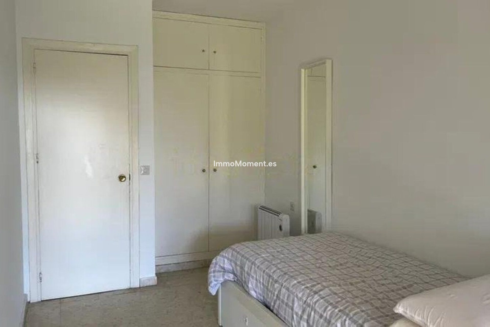 Resale - Townhouse - Estepona - Estepona Centro