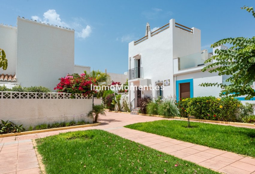 Resale - Townhouse - Estepona - Estepona Centro