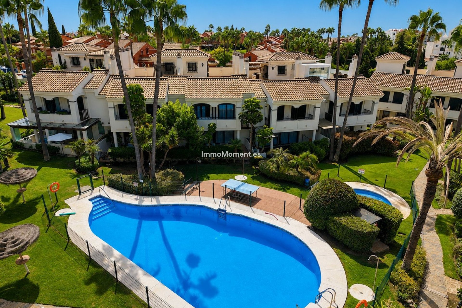 Resale - Townhouse - Estepona - Estepona Centro