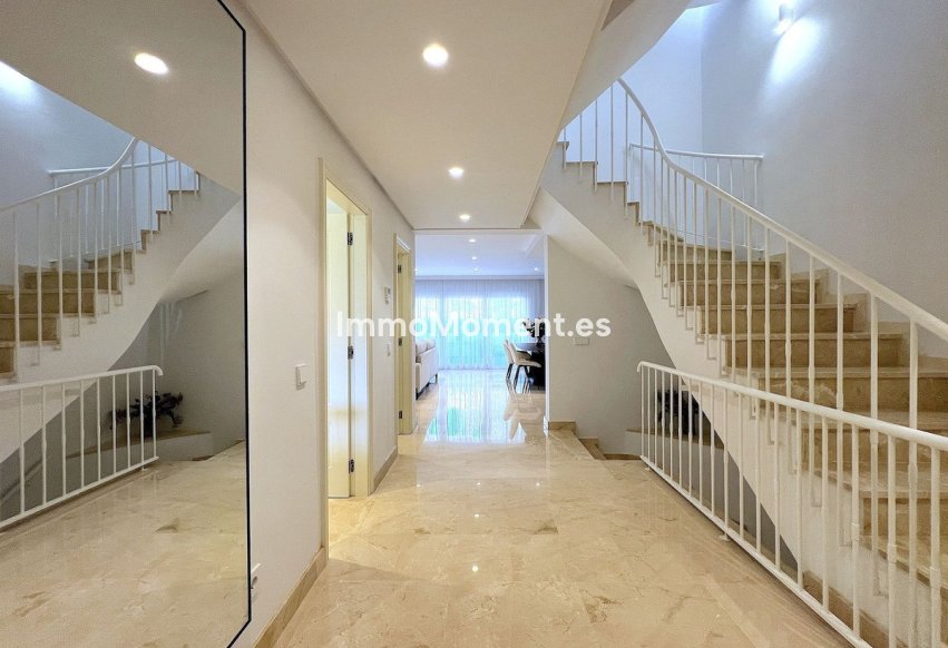 Resale - Townhouse - Estepona - Estepona Centro