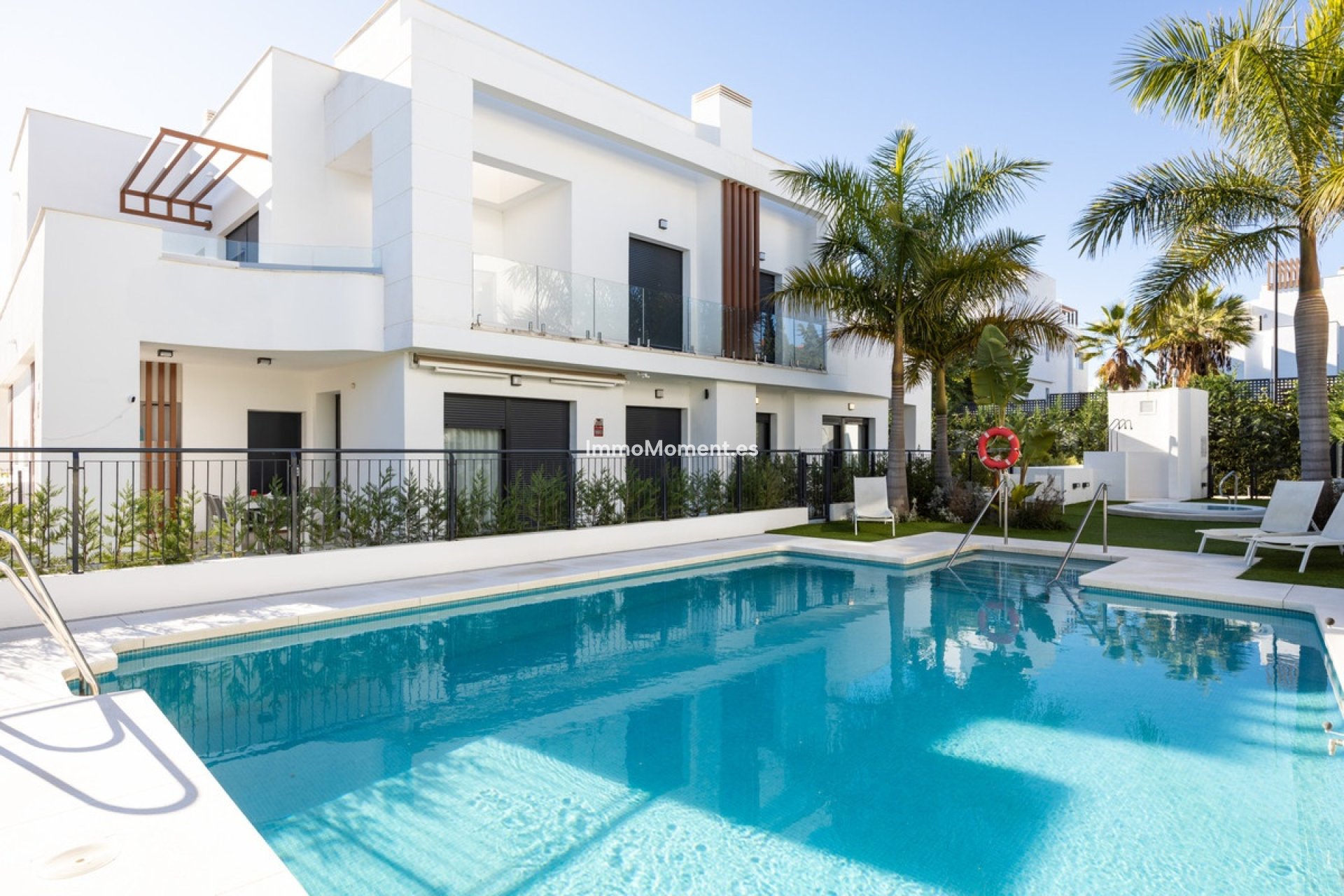 Resale - Townhouse - Estepona - Estepona Centro