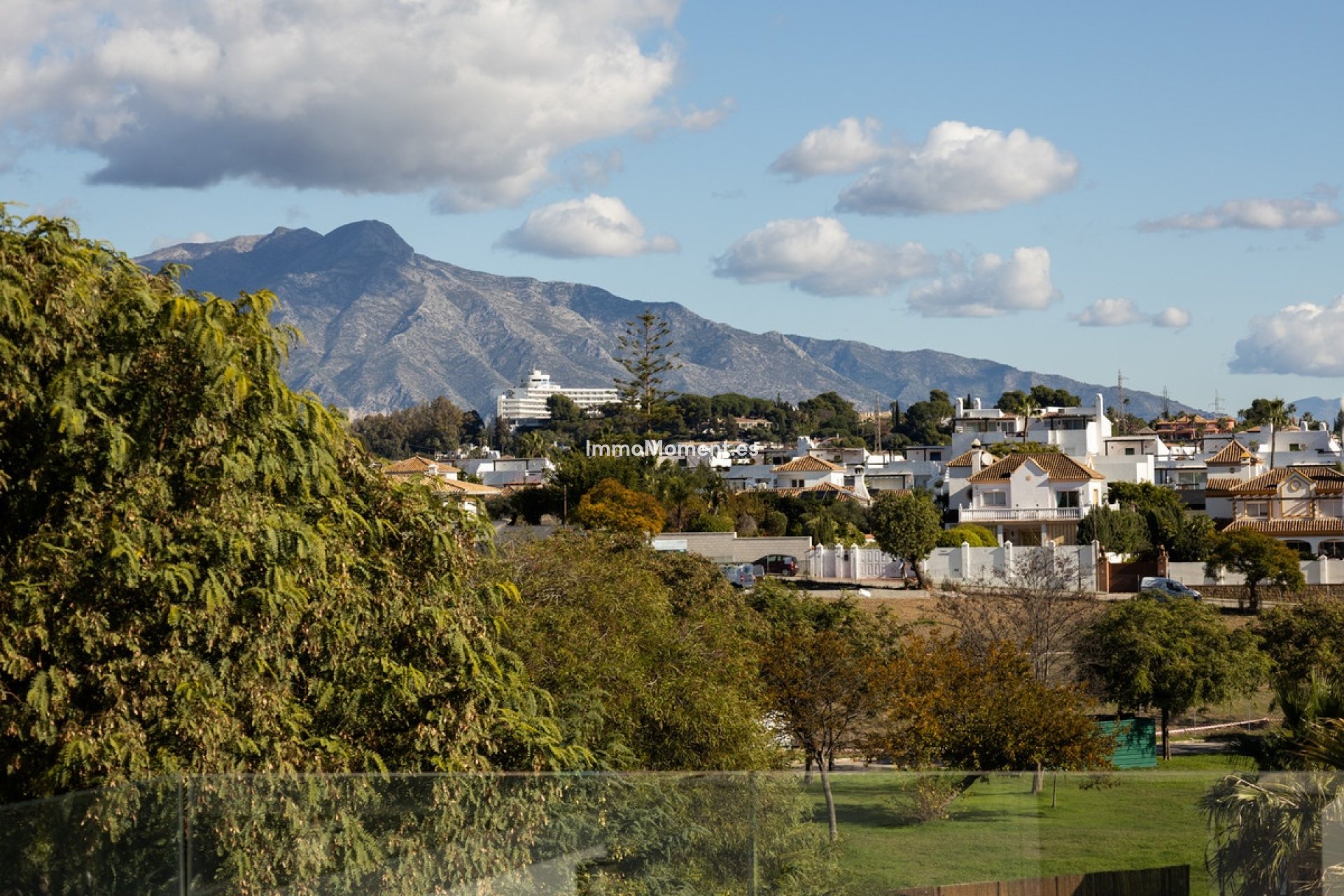 Resale - Townhouse - Estepona - Estepona Centro