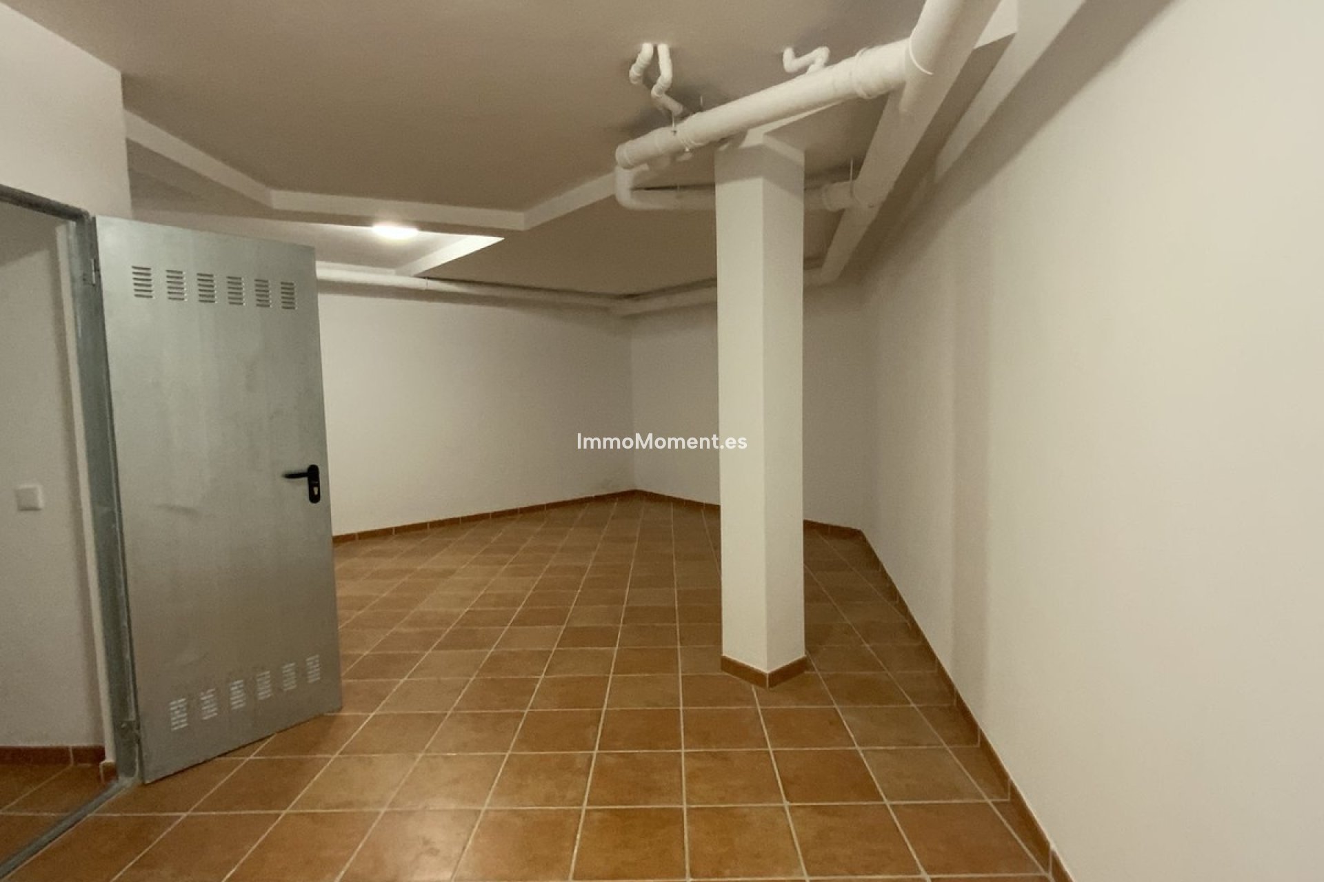 Resale - Townhouse - Estepona - Estepona Centro