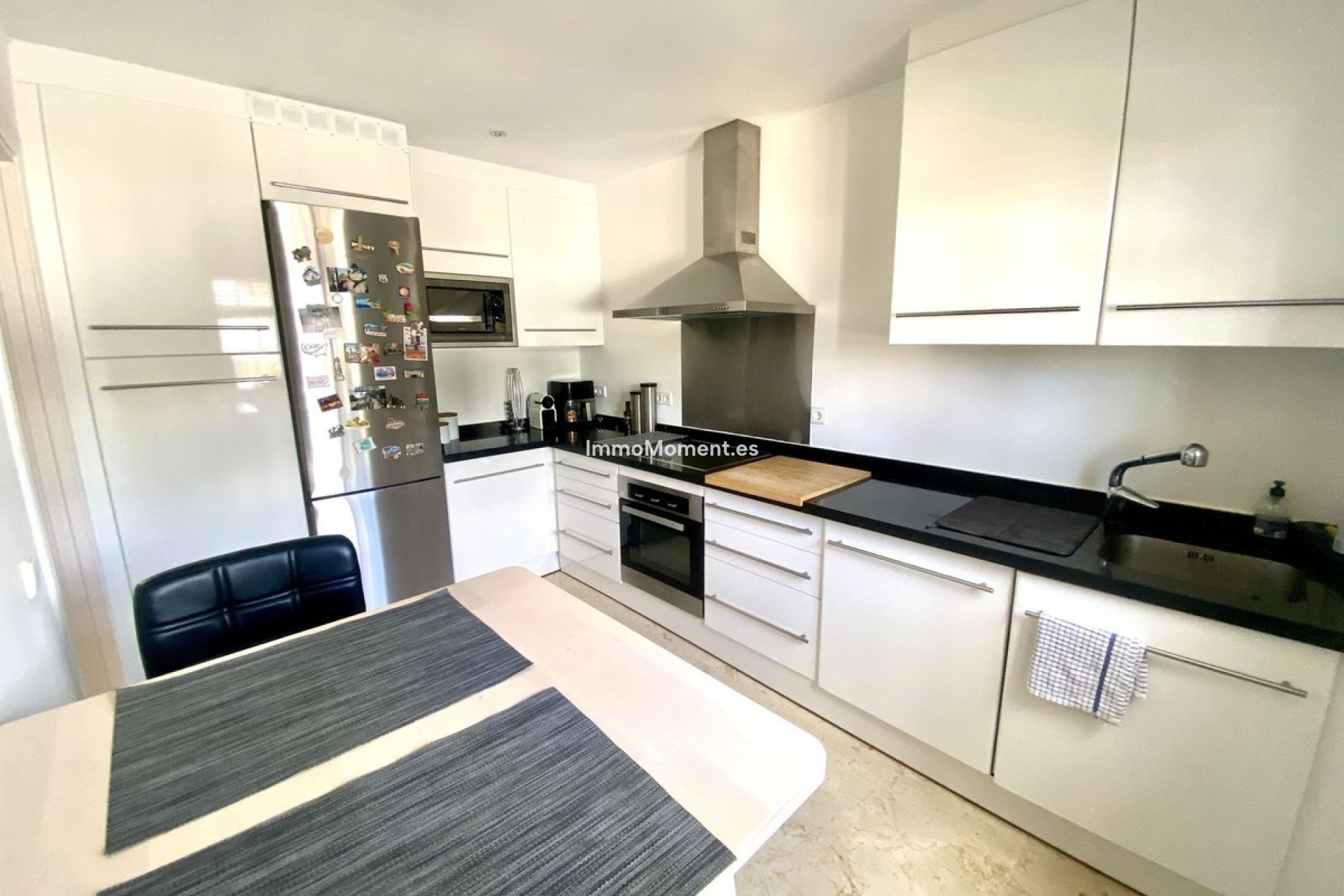 Resale - Townhouse - Estepona - Estepona Centro