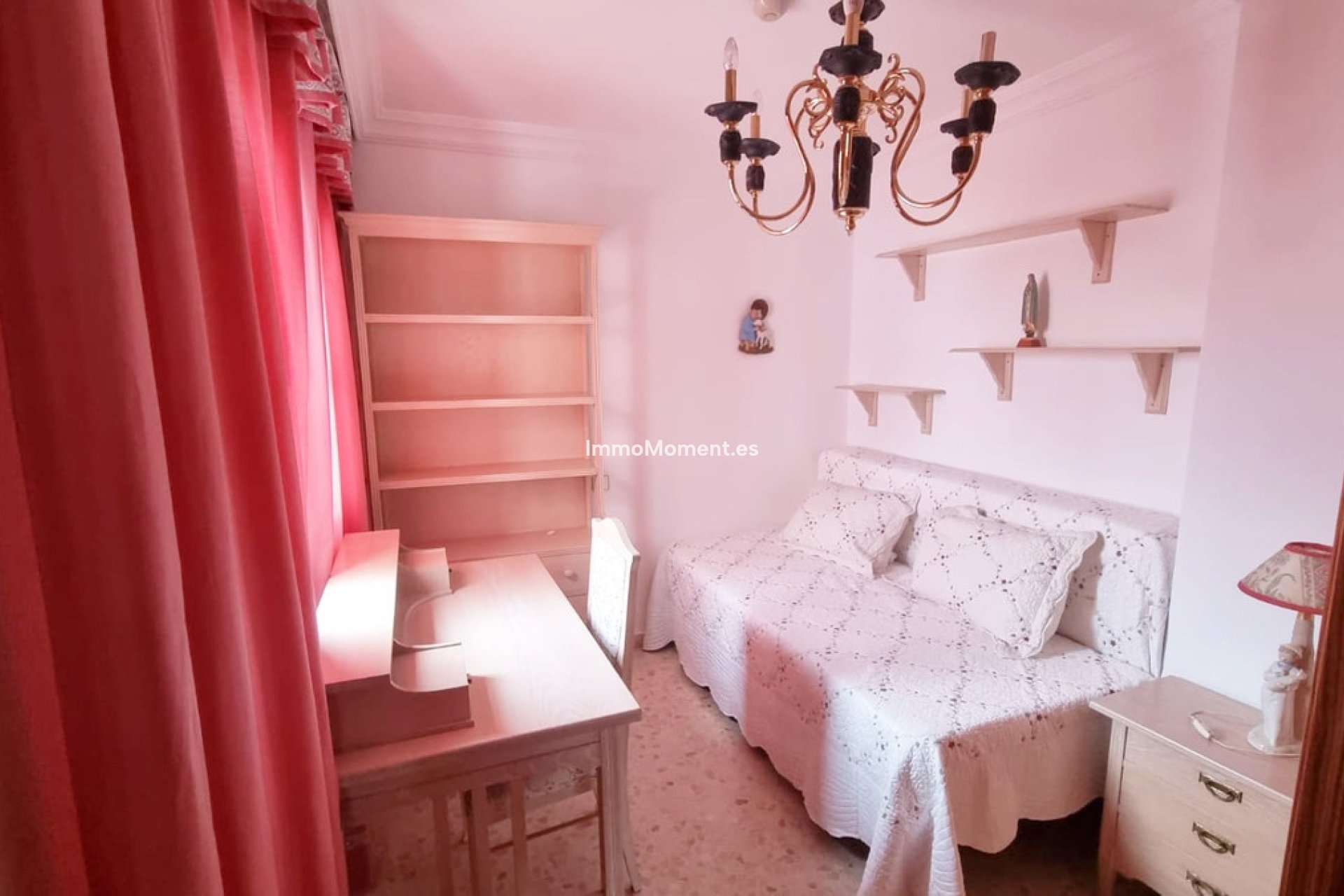 Resale - Townhouse - Estepona - Estepona Centro