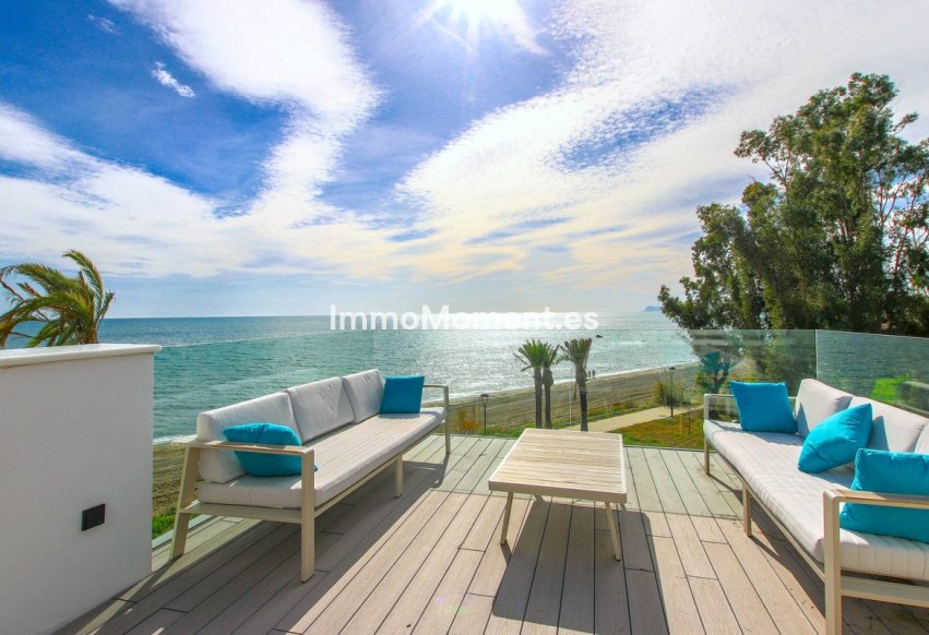 Resale - Townhouse - Estepona - Estepona Centro