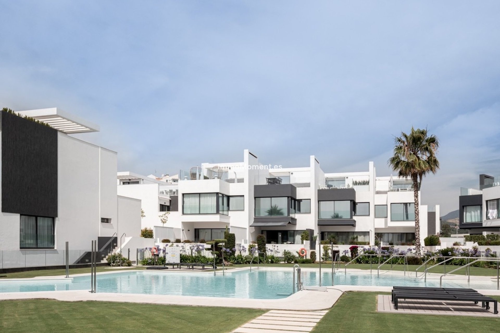 Resale - Townhouse - Estepona - Estepona Centro
