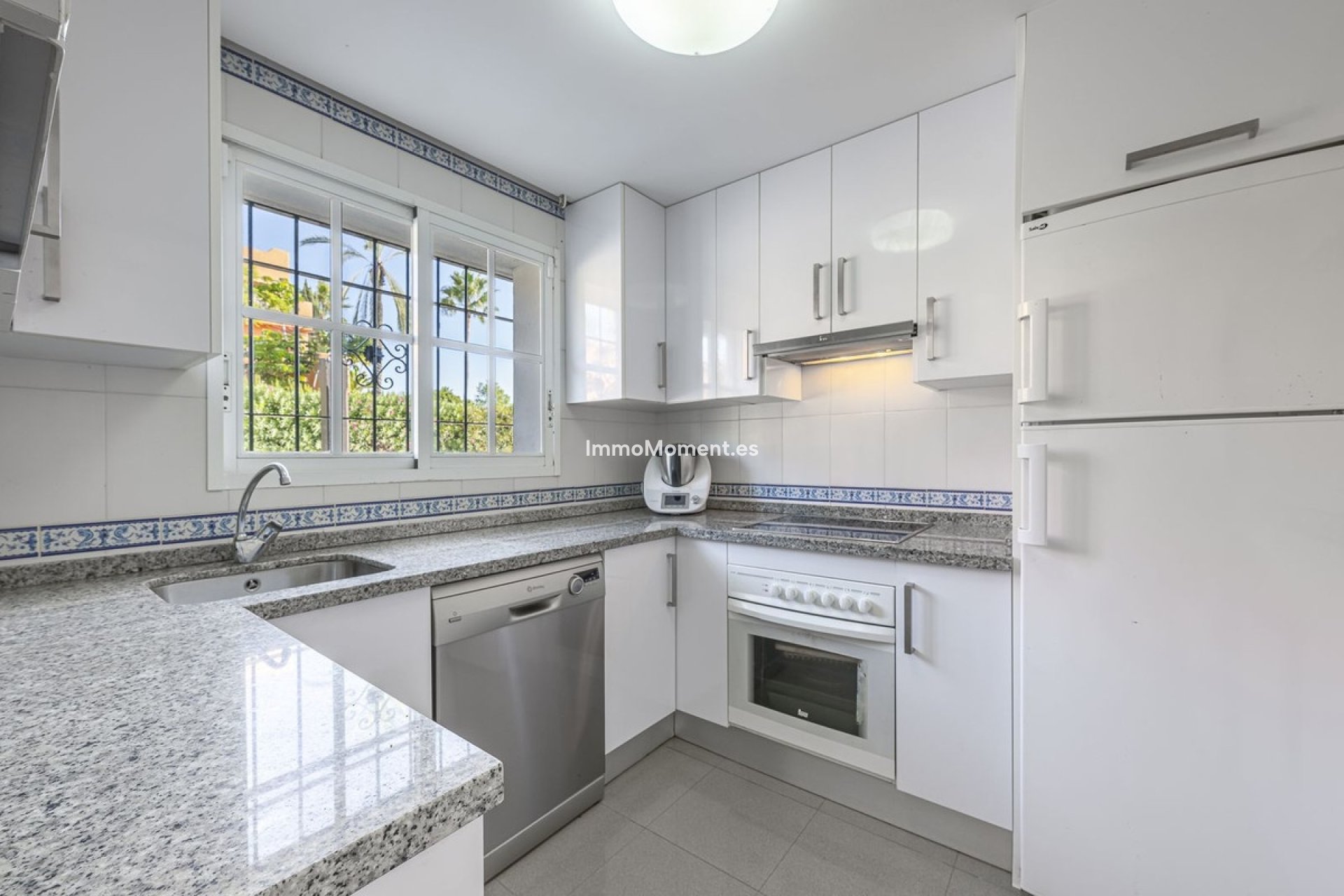 Resale - Townhouse - Estepona - Estepona Centro