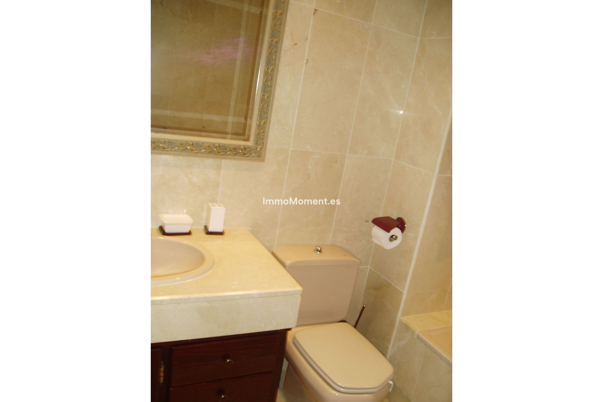 Resale - Townhouse - Estepona - Estepona Centro