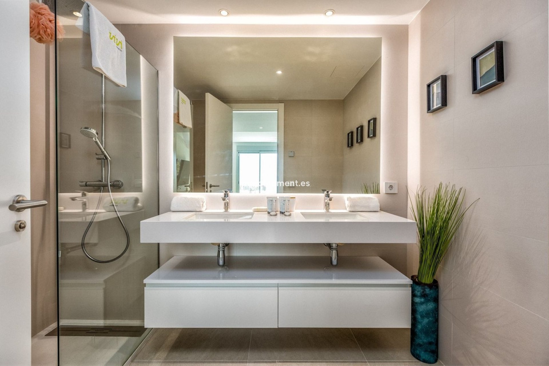 Resale - Townhouse - Estepona - Estepona Centro